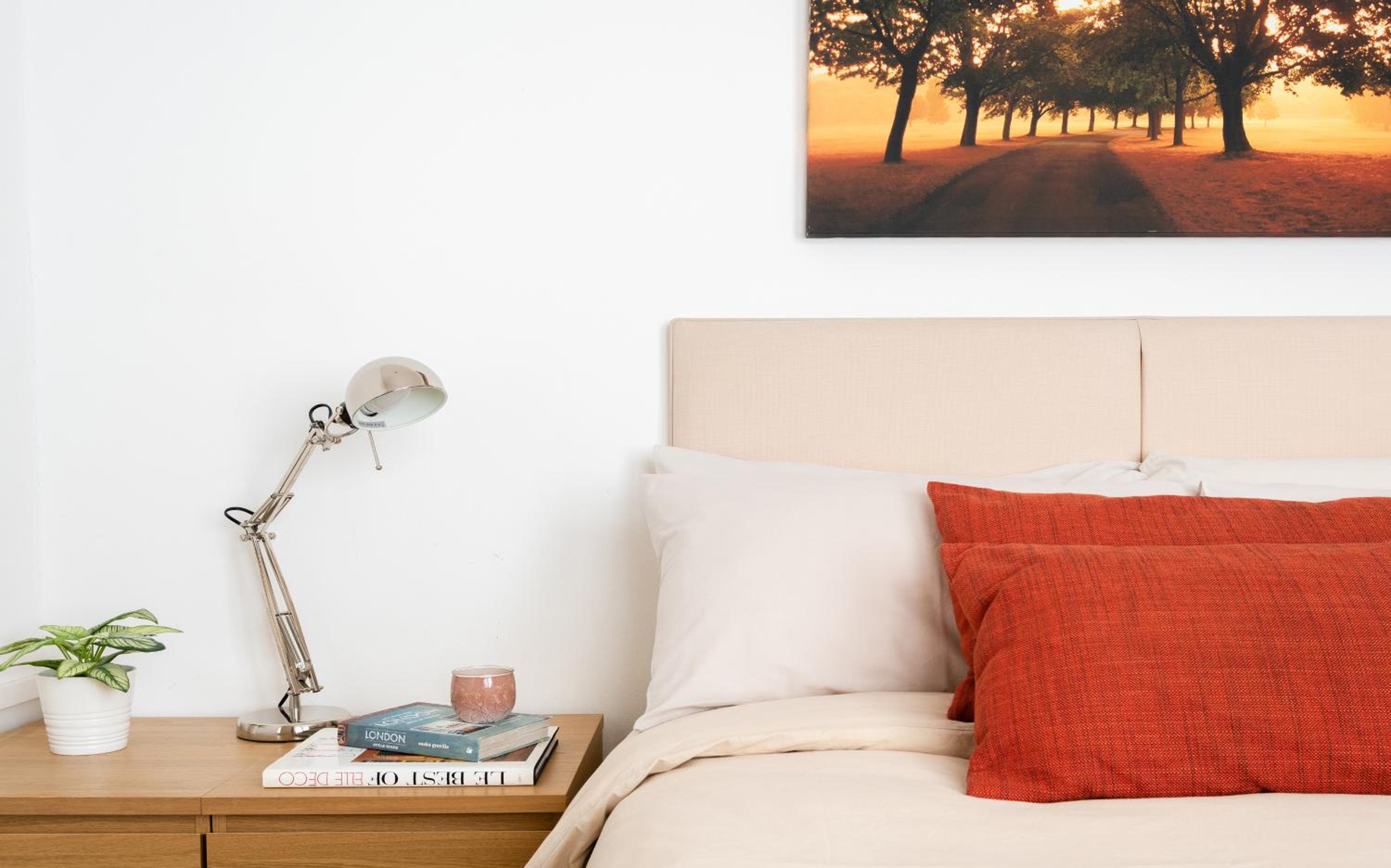 Classic Two-Bedroom Apartment Pimlico
