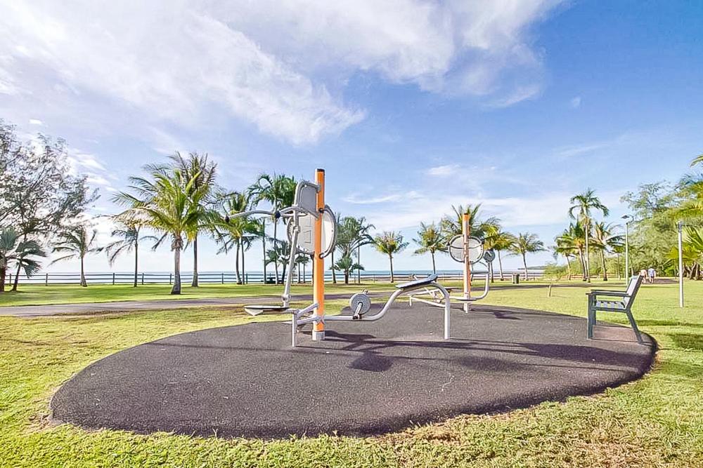 ZEN QUEST - The NOMADS PAD Near Nightcliff Markets & Sunset Foreshore