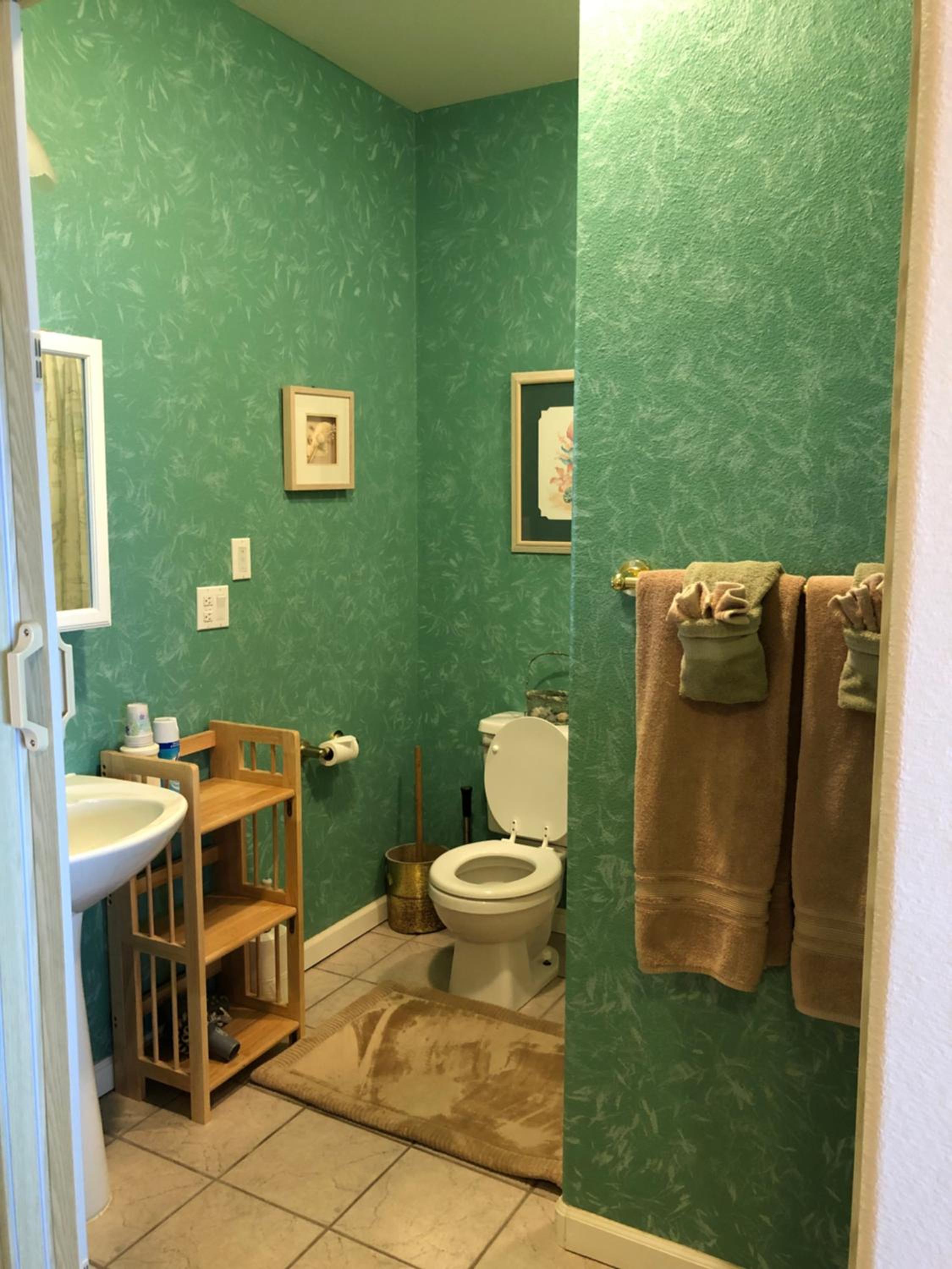 Aloha Alaska Vacation Rentals view 3
