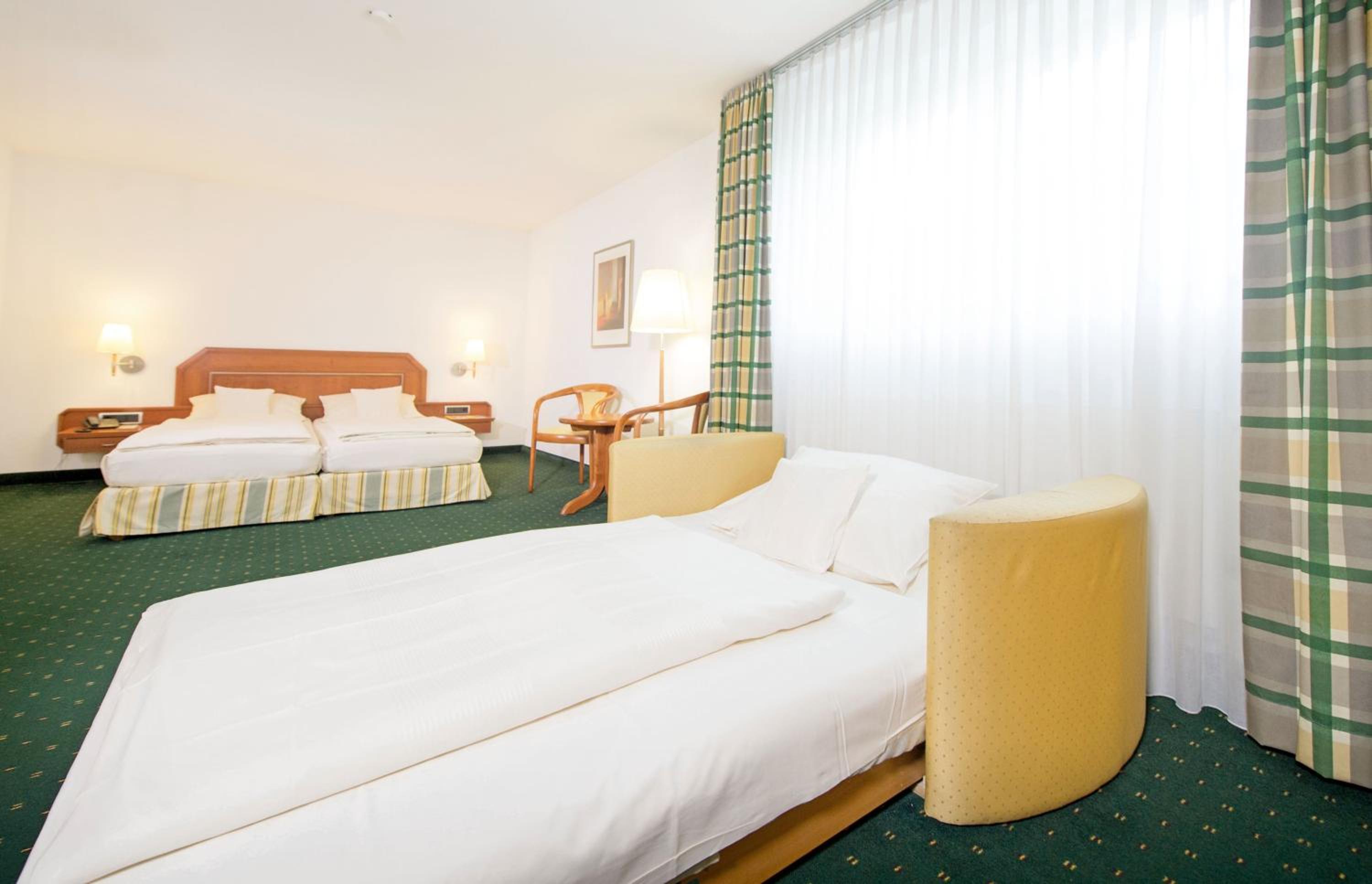 Maifeld Sport- und Tagungshotel - Property Image 33