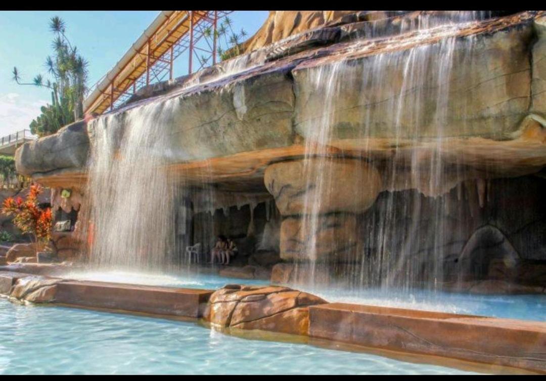 Piazza DiRoma Acqua Park- Parque aquático grátis