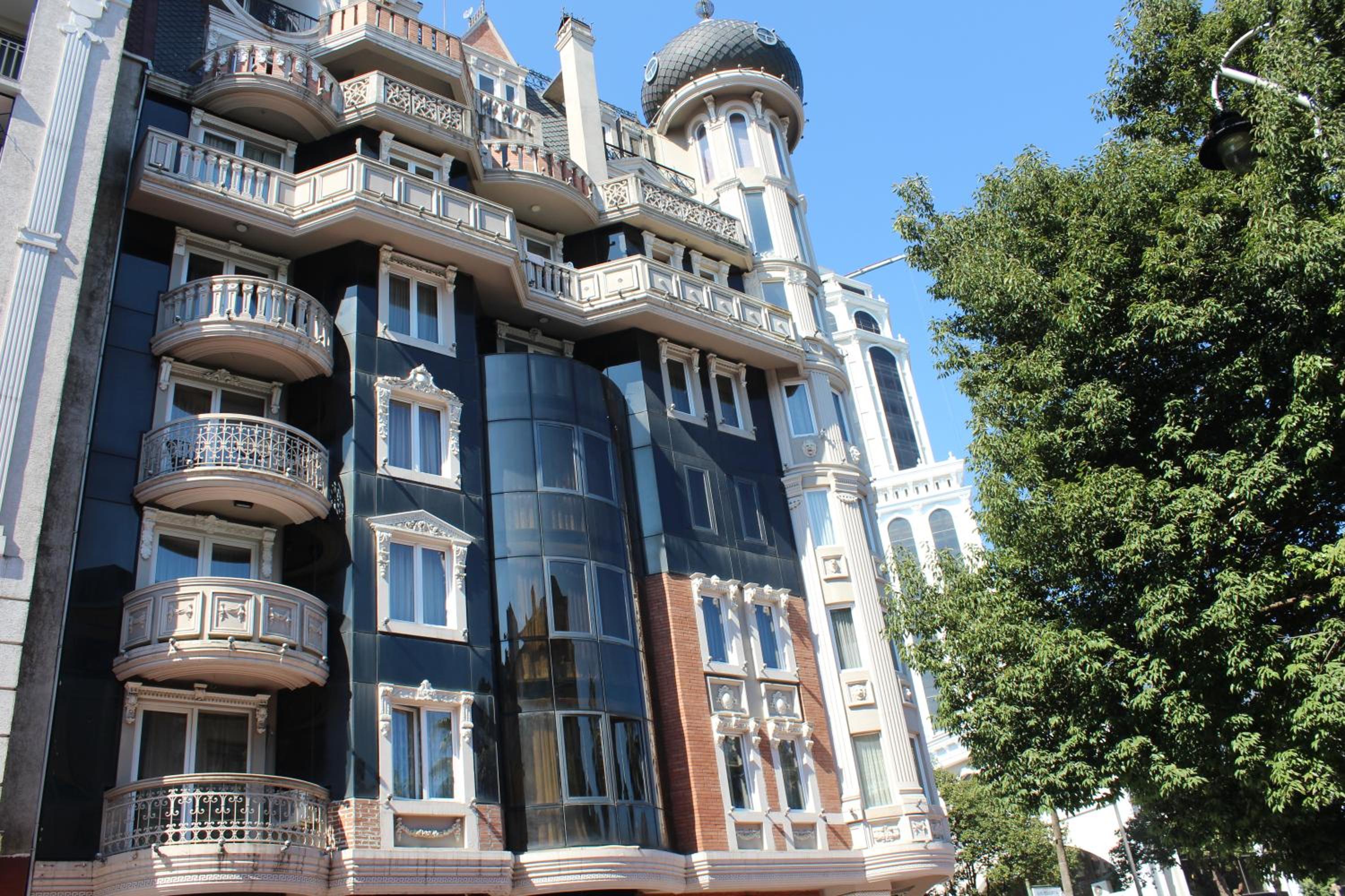 Batumi apartment in front of Sheraton view 2
