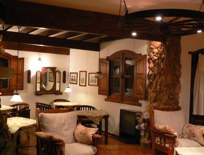 Hosteria Las Piedras