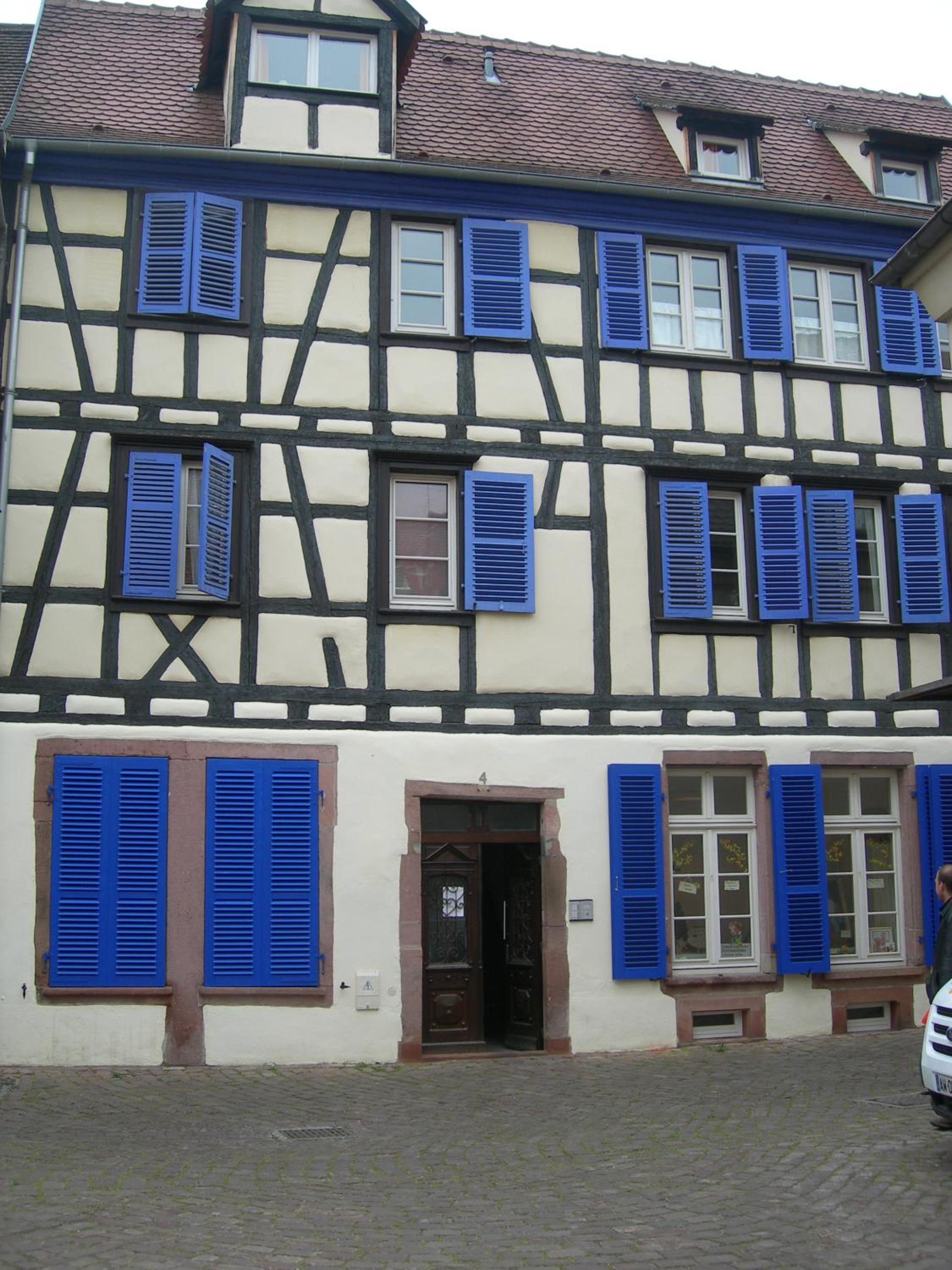 Photo 8