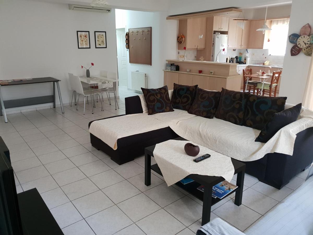 Spacious Apartment with Large Balcony view 3