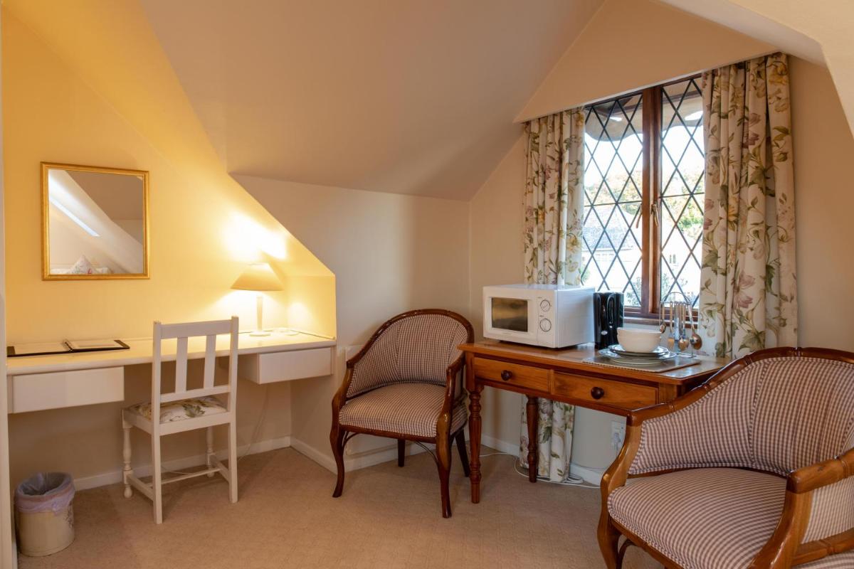 Knightsbury Guest House