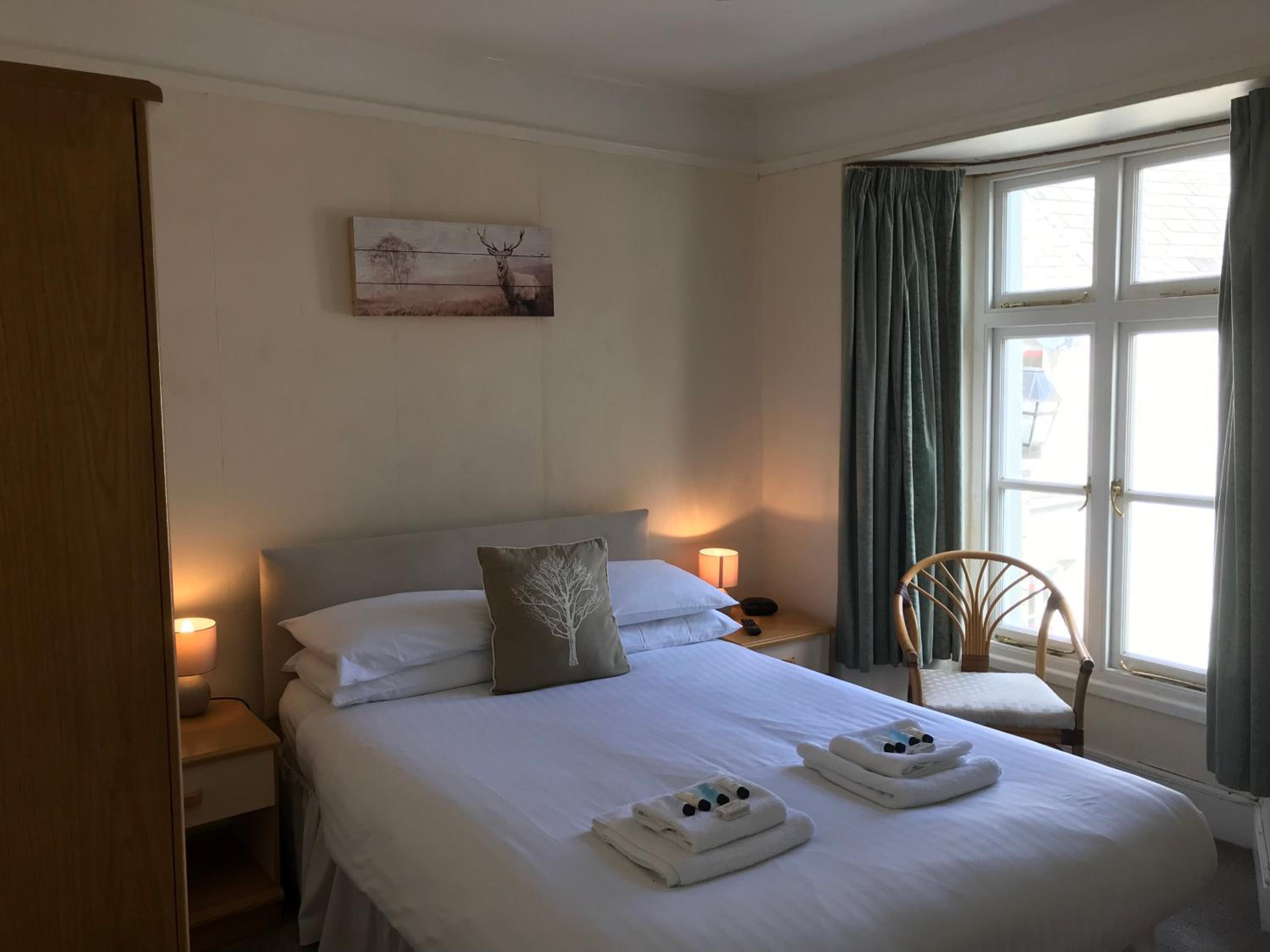 Lynton Vacations - The Crown Hotel - Property Image 40