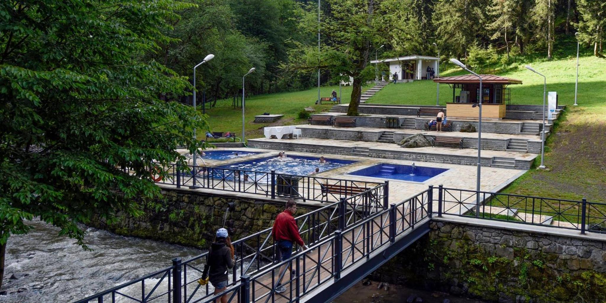 Apart-otel Nino view 5