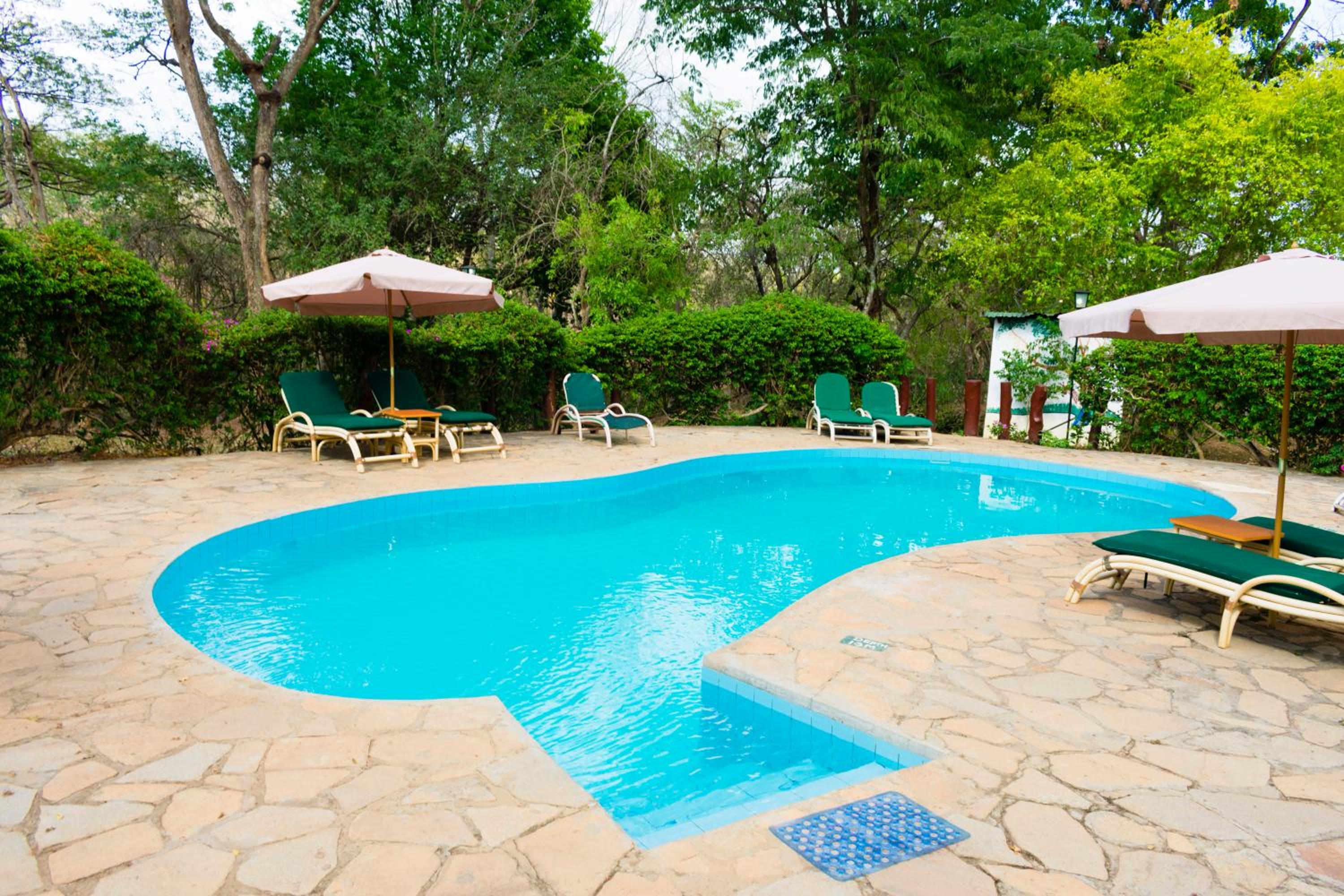 Sambiya River Lodge 15