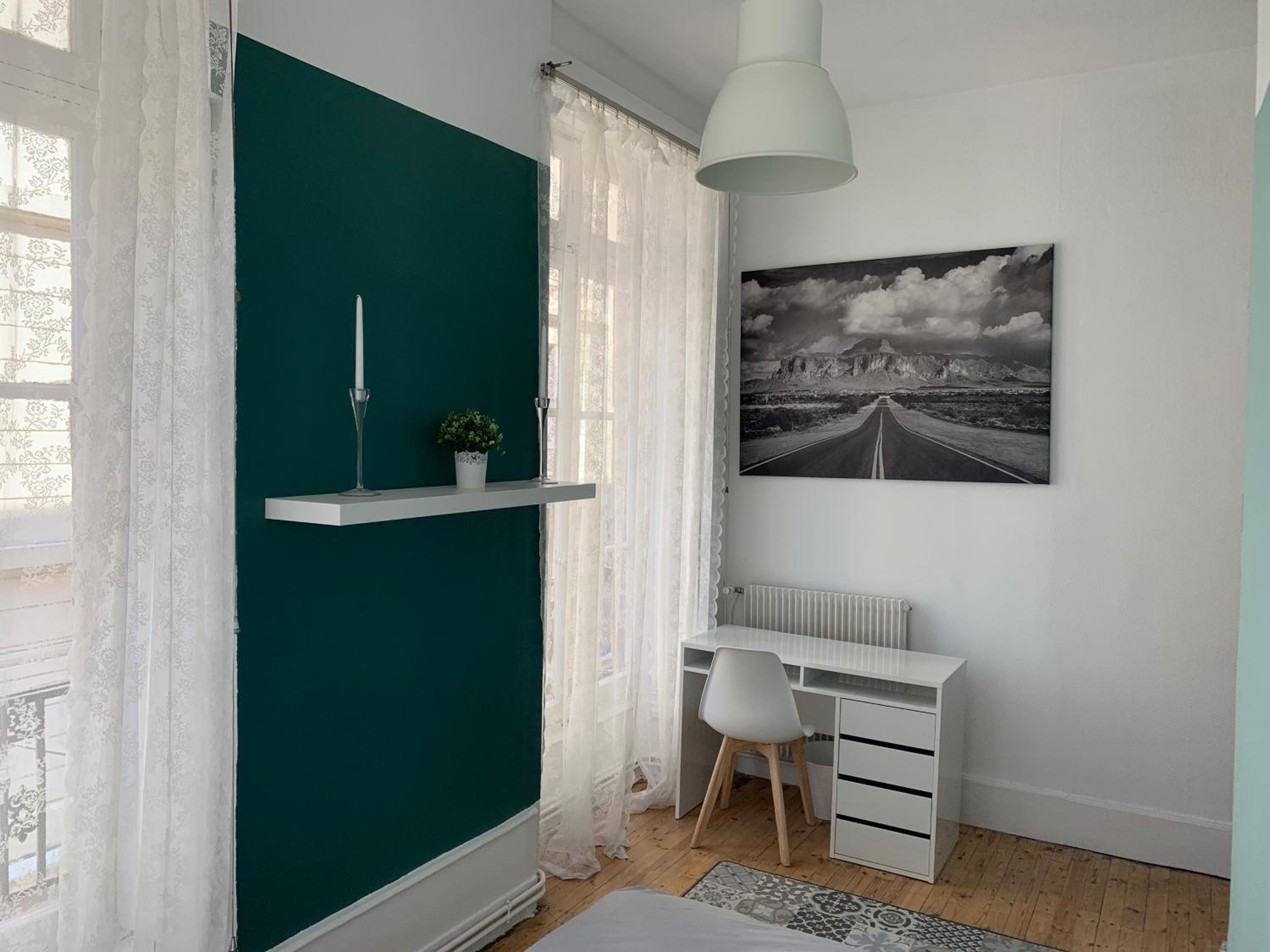 020 CHIC & COSY GRAND APPART 57m2 HYPERCENTRE WIFI SMART TV NETFLIX