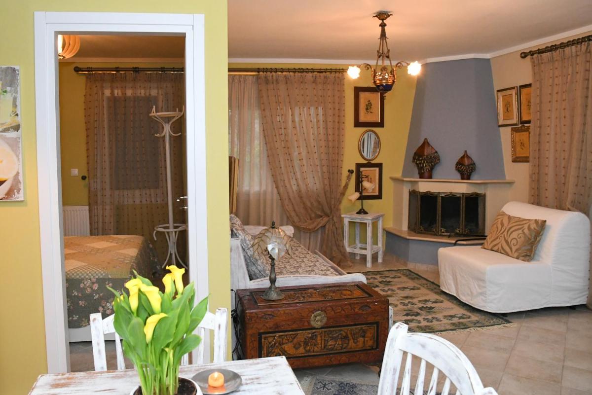 Studio on the Beach with Private Garden photo 1