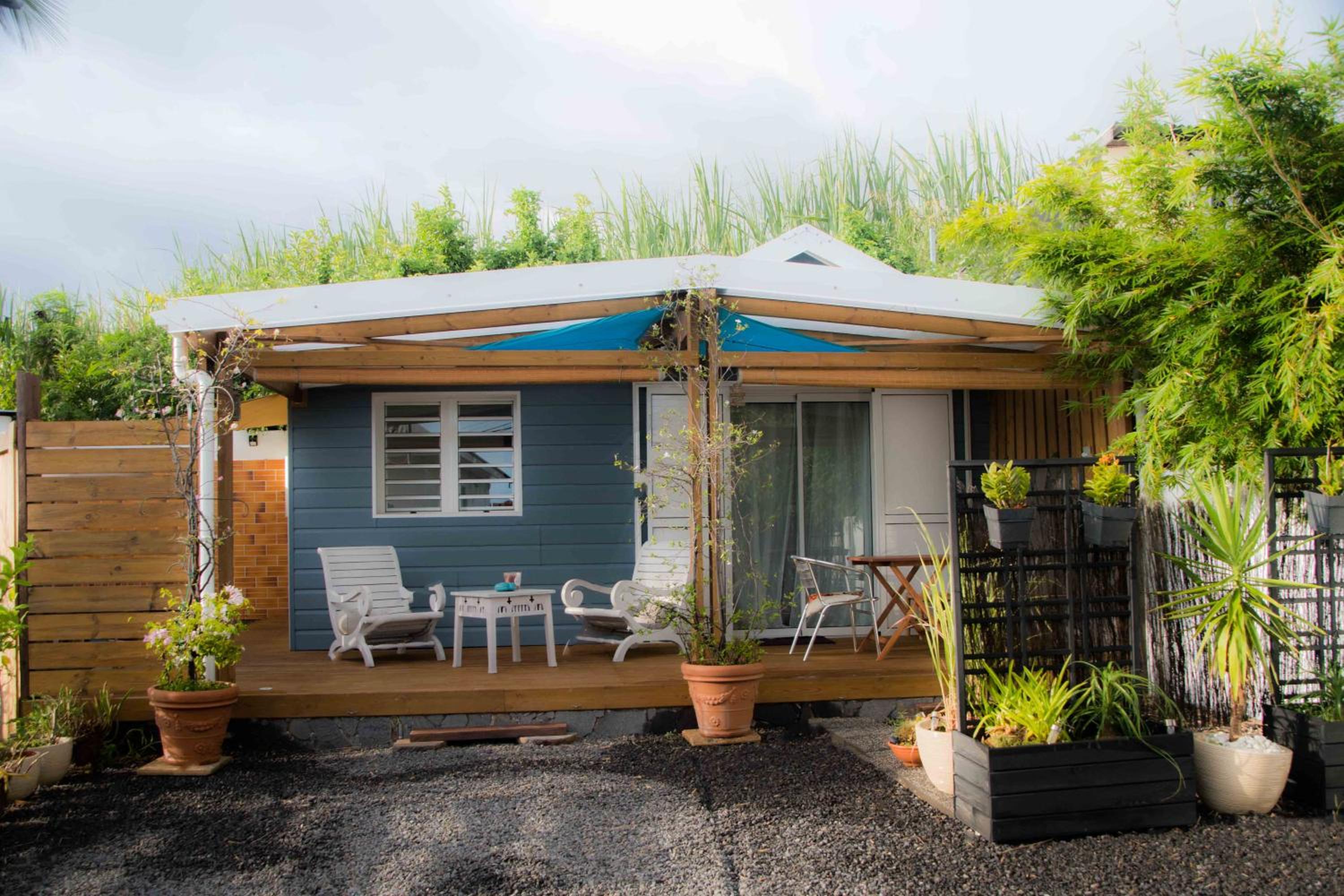 Chez Les Filles - Bungalodge view 5