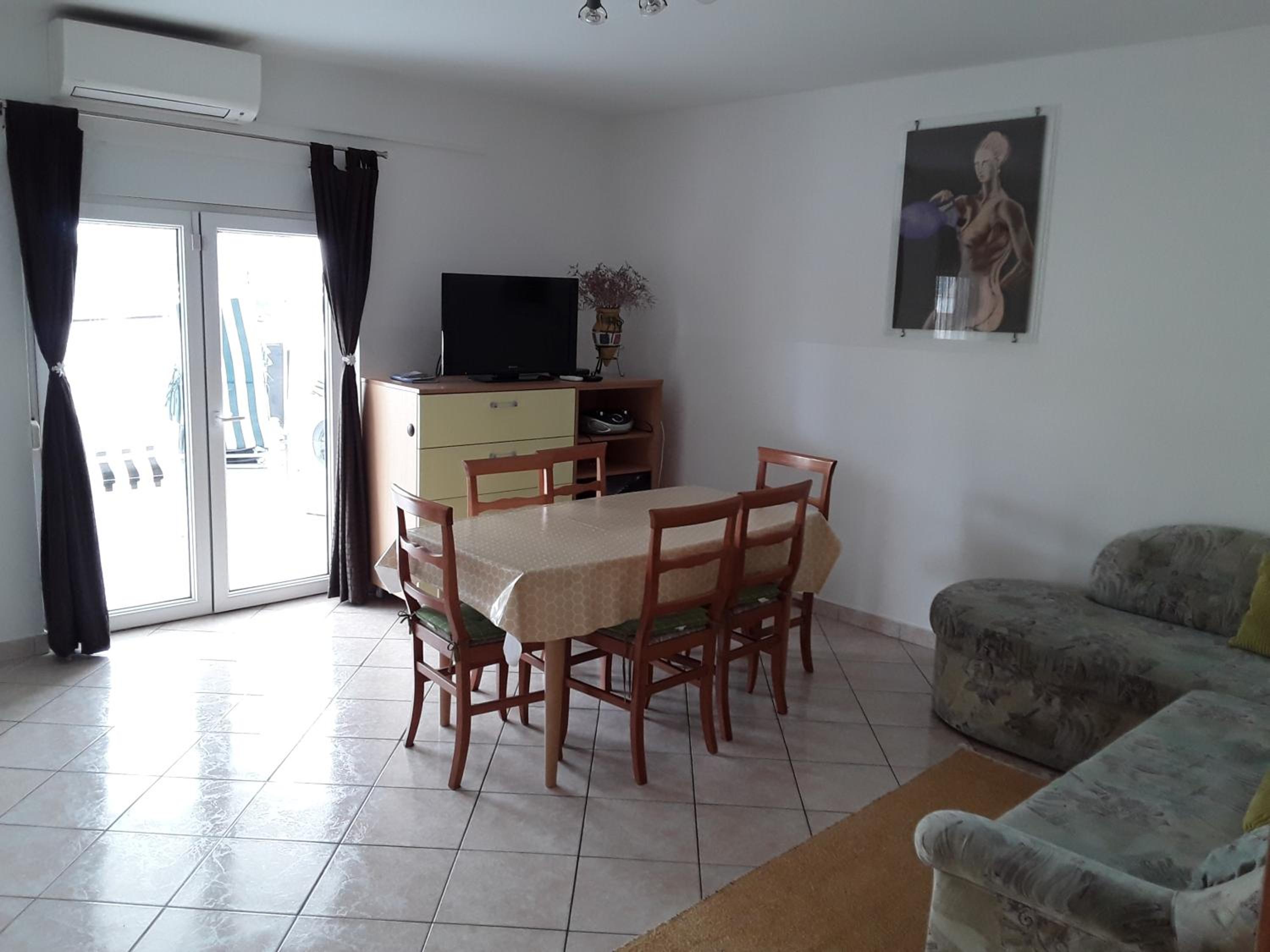 Apartmani Mimi Vir