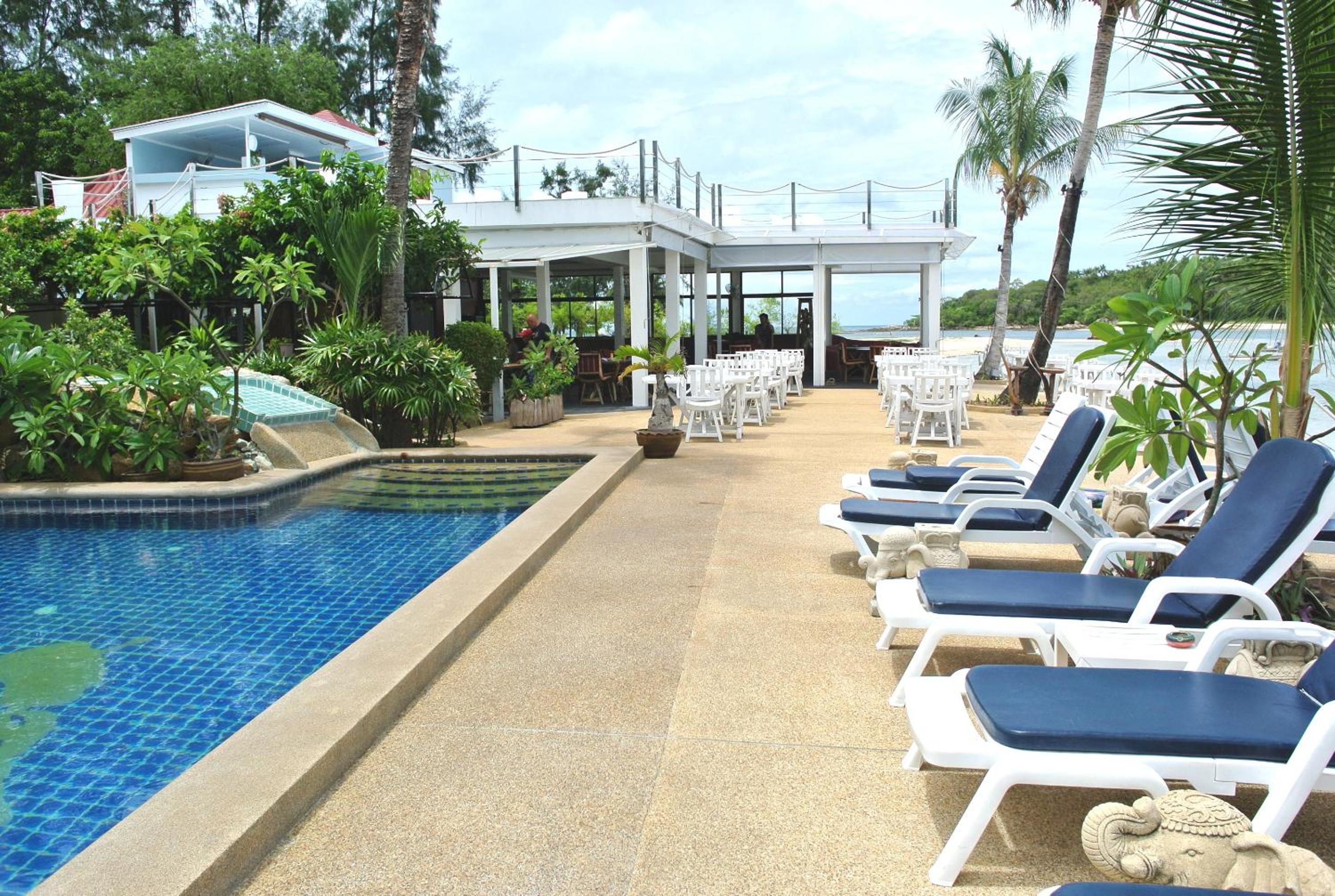 Papillon Resort