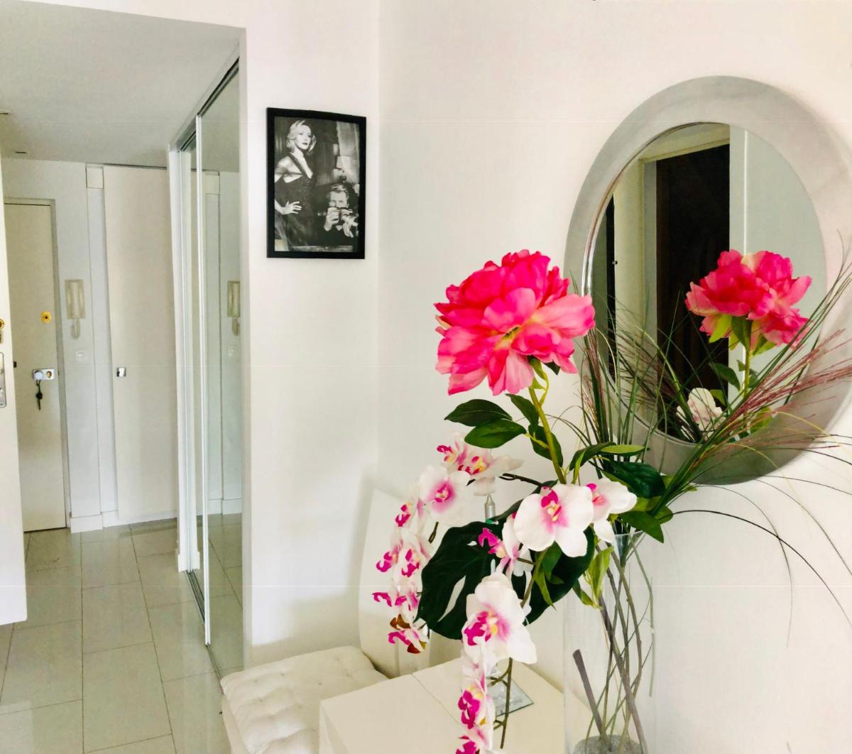 ARC DE TRIOMPHE-CARNOT Luxury & Design