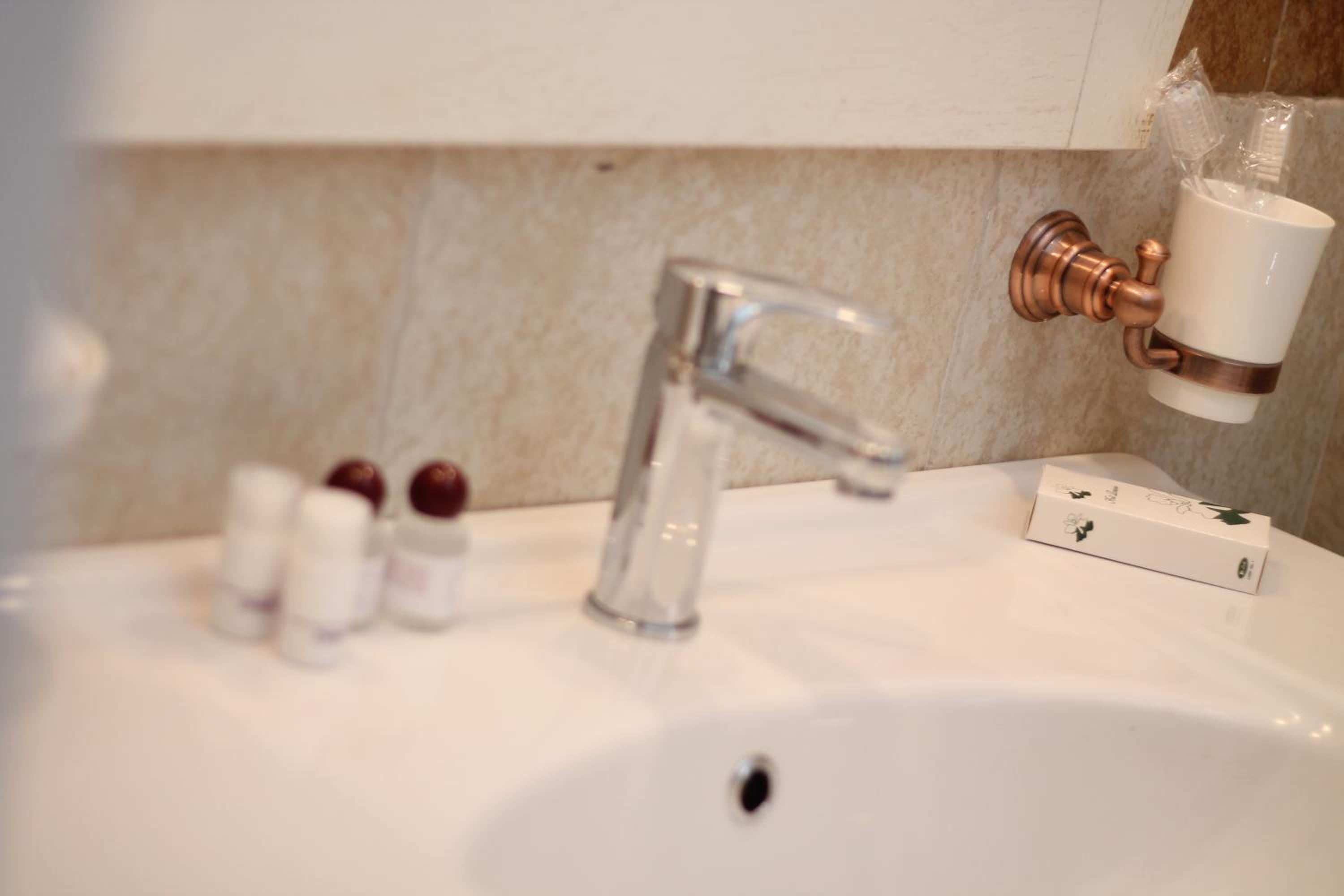 DONNA LUCREZIA b&b Boutique Hotel Style - RELAX & BUSINESS STAY