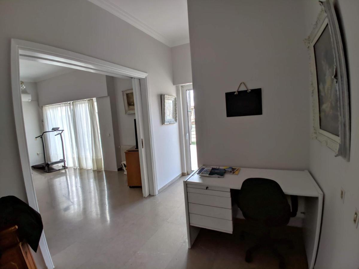 Beach Front Apartment photo 5