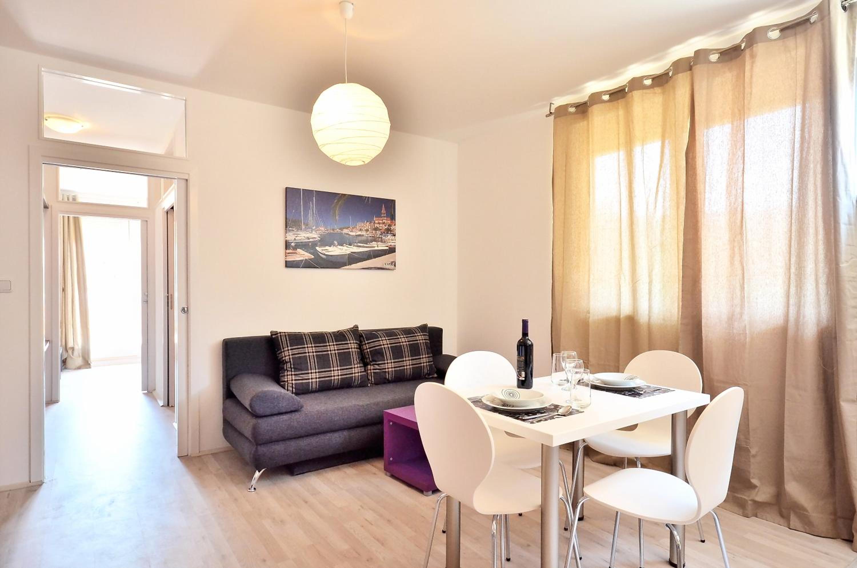 Bretia Apartments