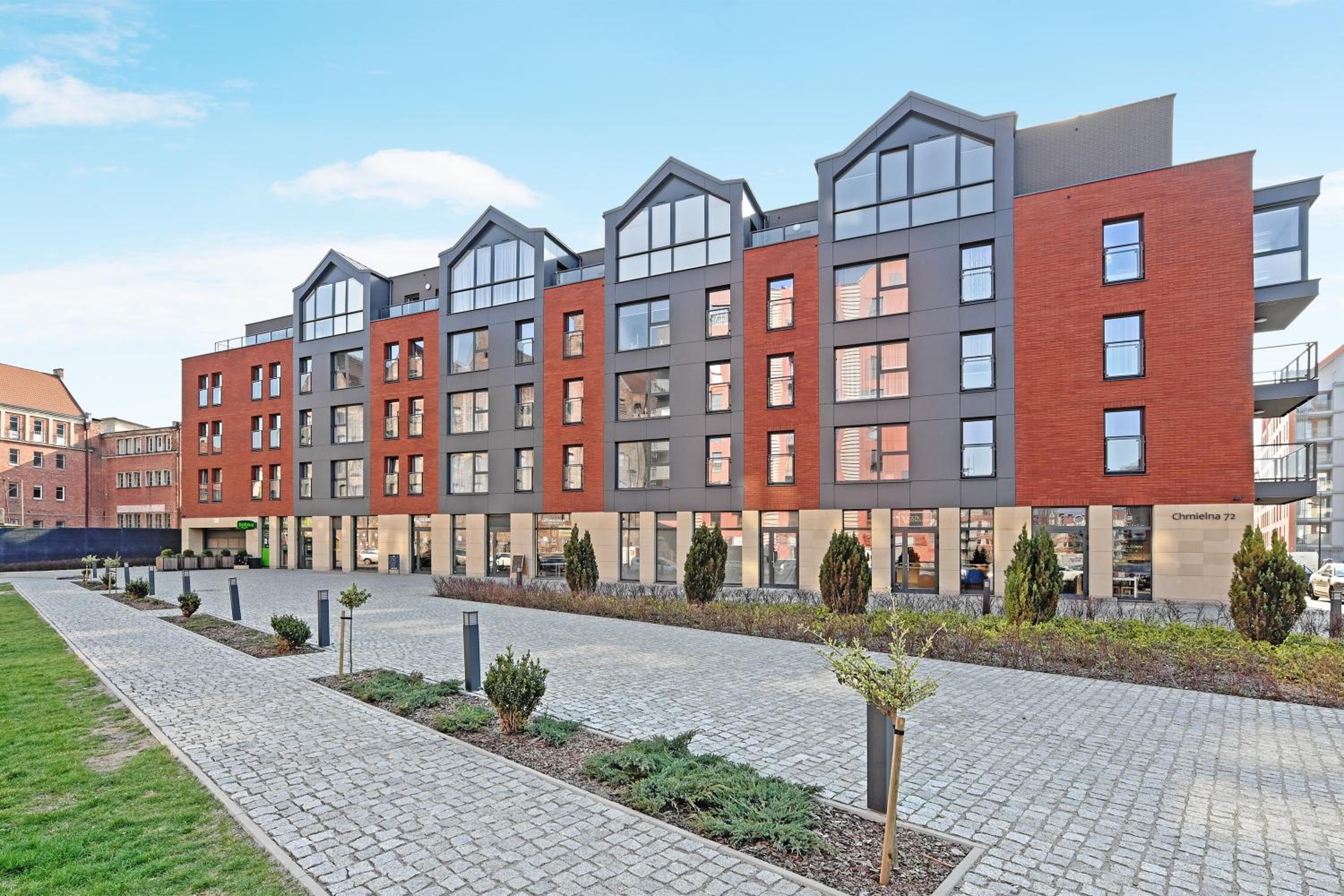 Chmielna Park - City Center & Parking by Downtown Apartments