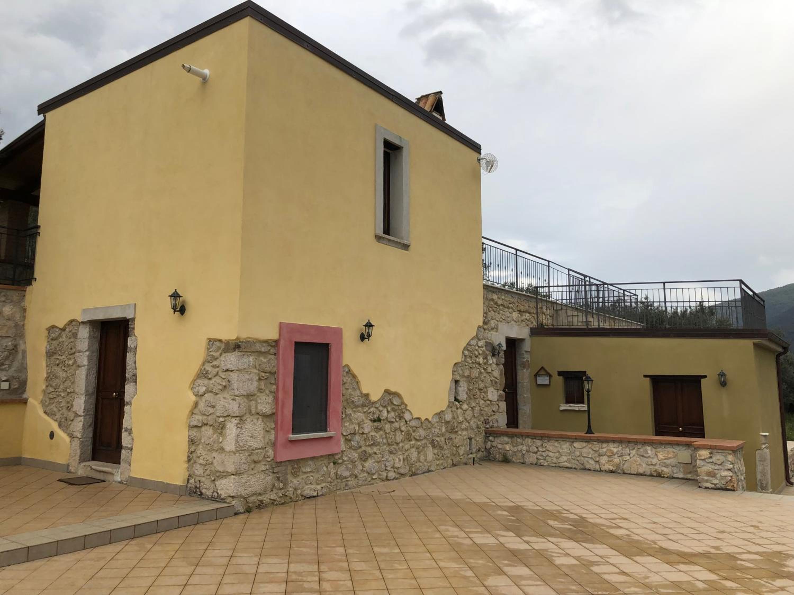 B&B Pegaso view 2