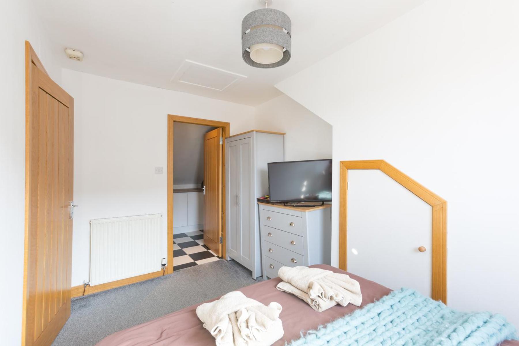 Bamse Self-Catering Ensuite Rooms with Shared Kitchen
