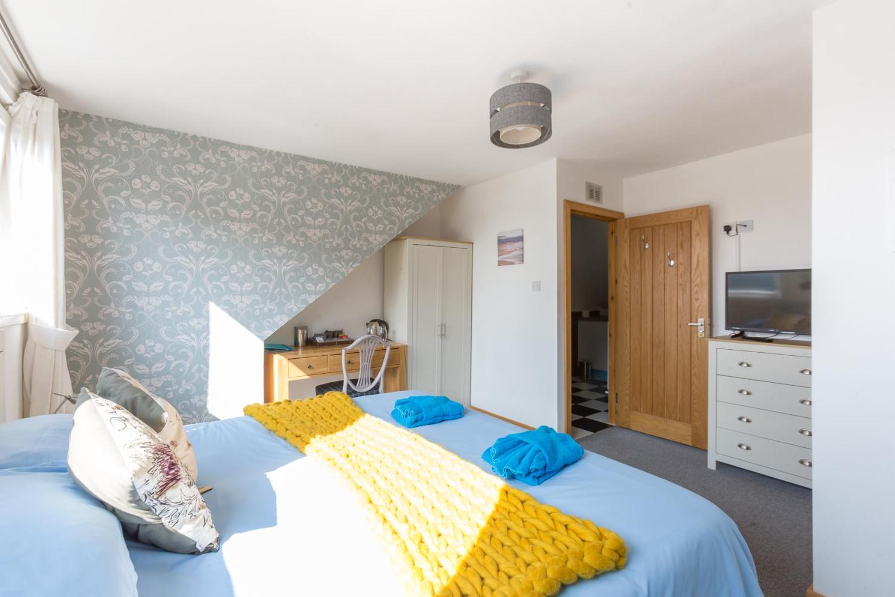 Bamse Self-Catering Ensuite Rooms with Shared Kitchen