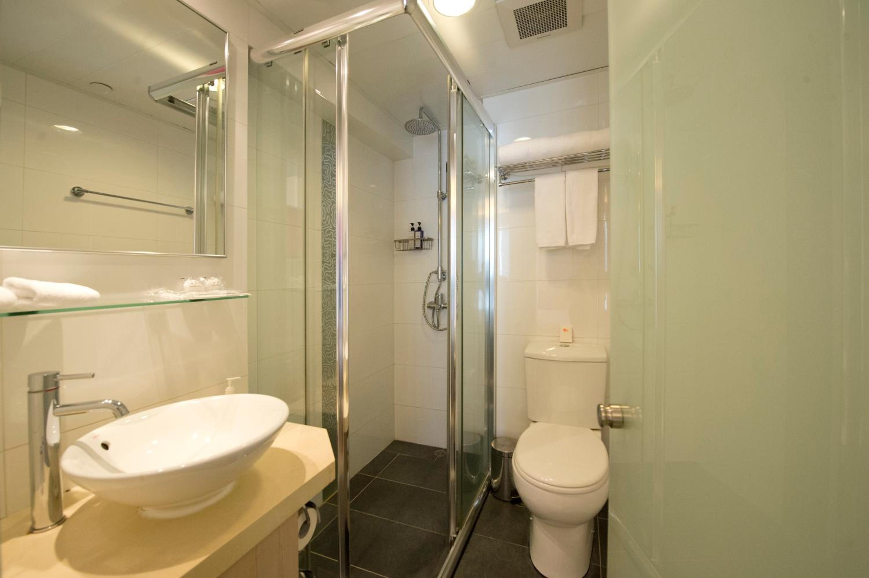 KIFI Boutique Hotel