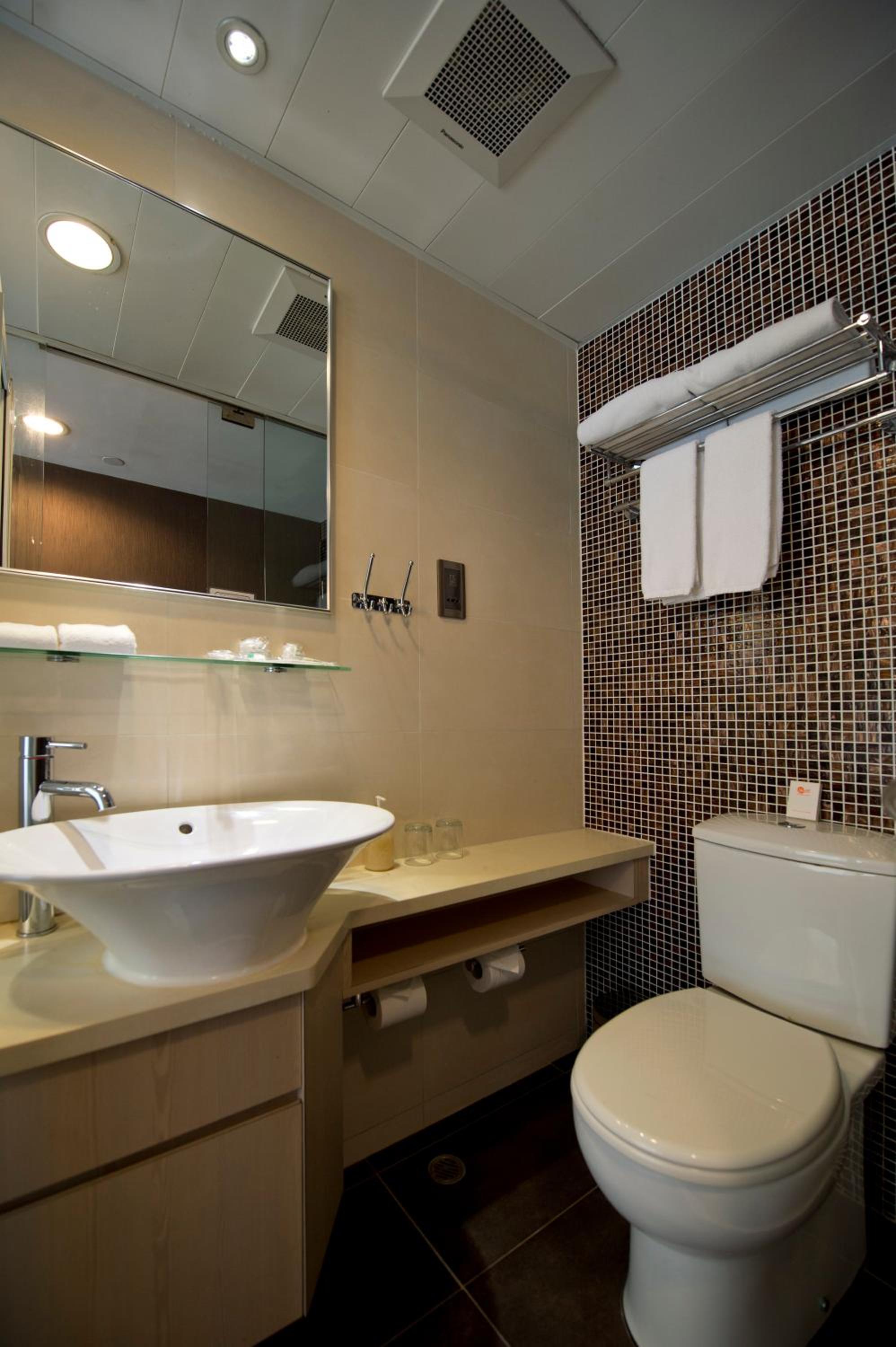 KIFI Boutique Hotel