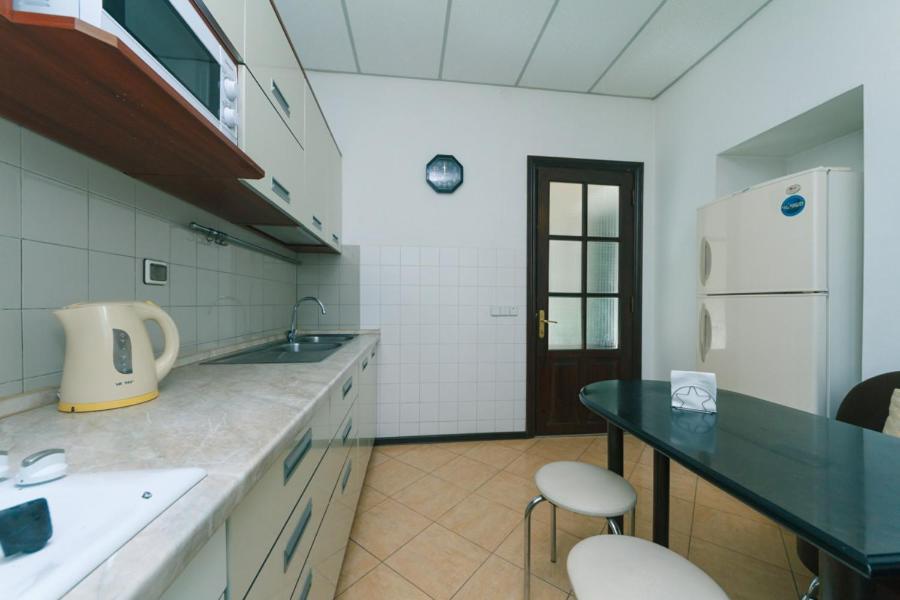 Apartments on Besarabka view 5