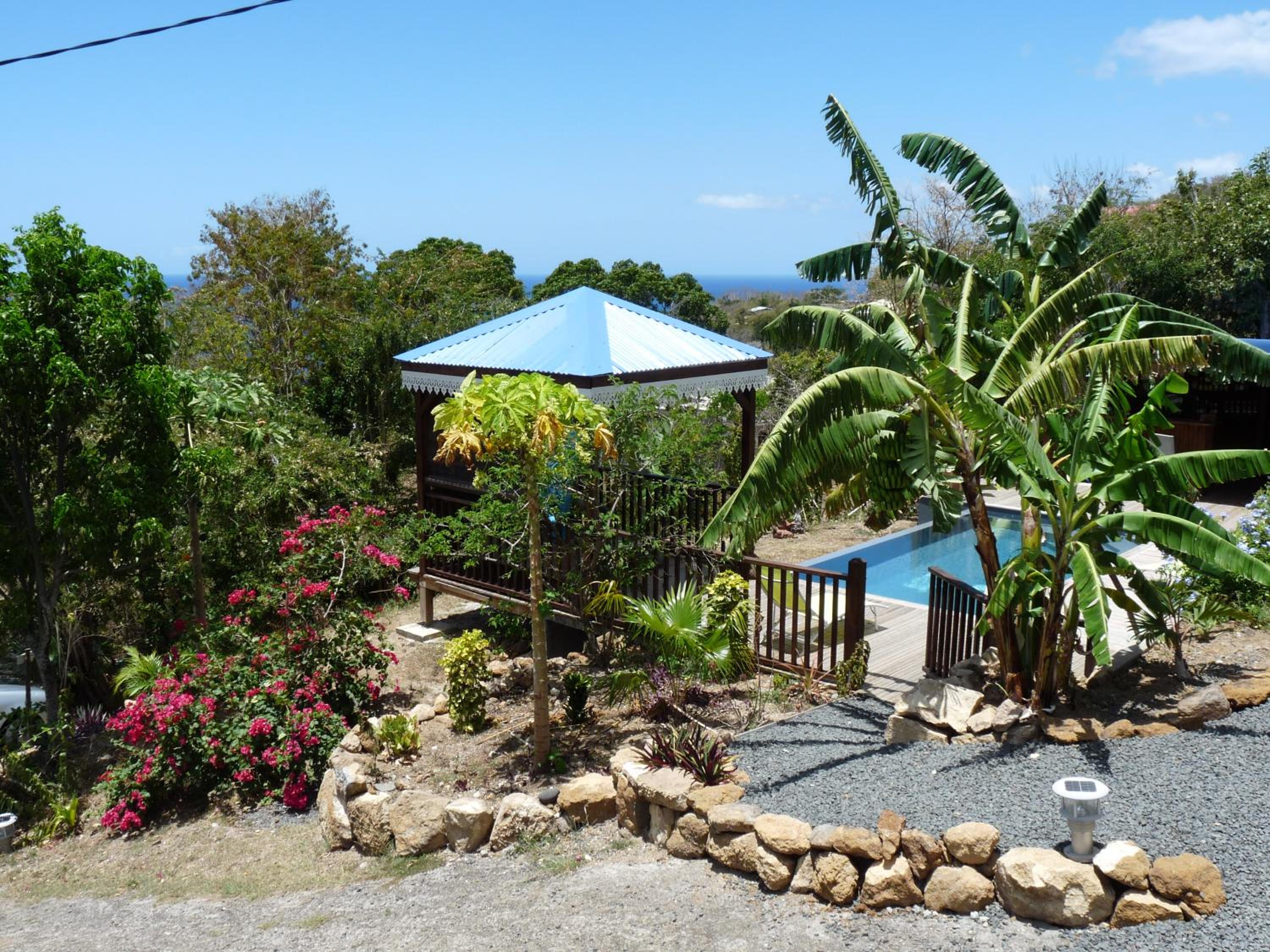 BUNGALOW La Tortue Bleue view 3