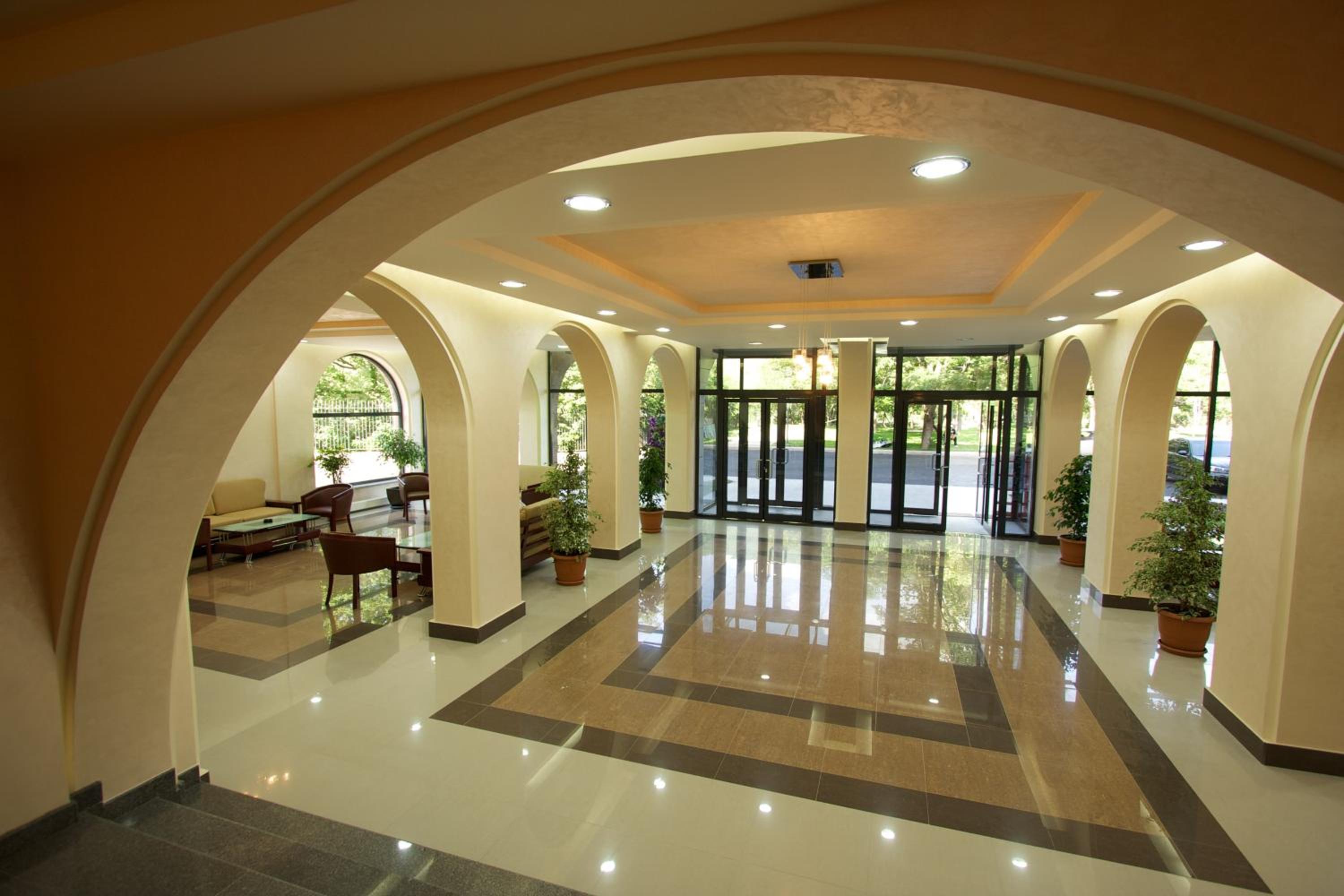 Best Resort Aghveran