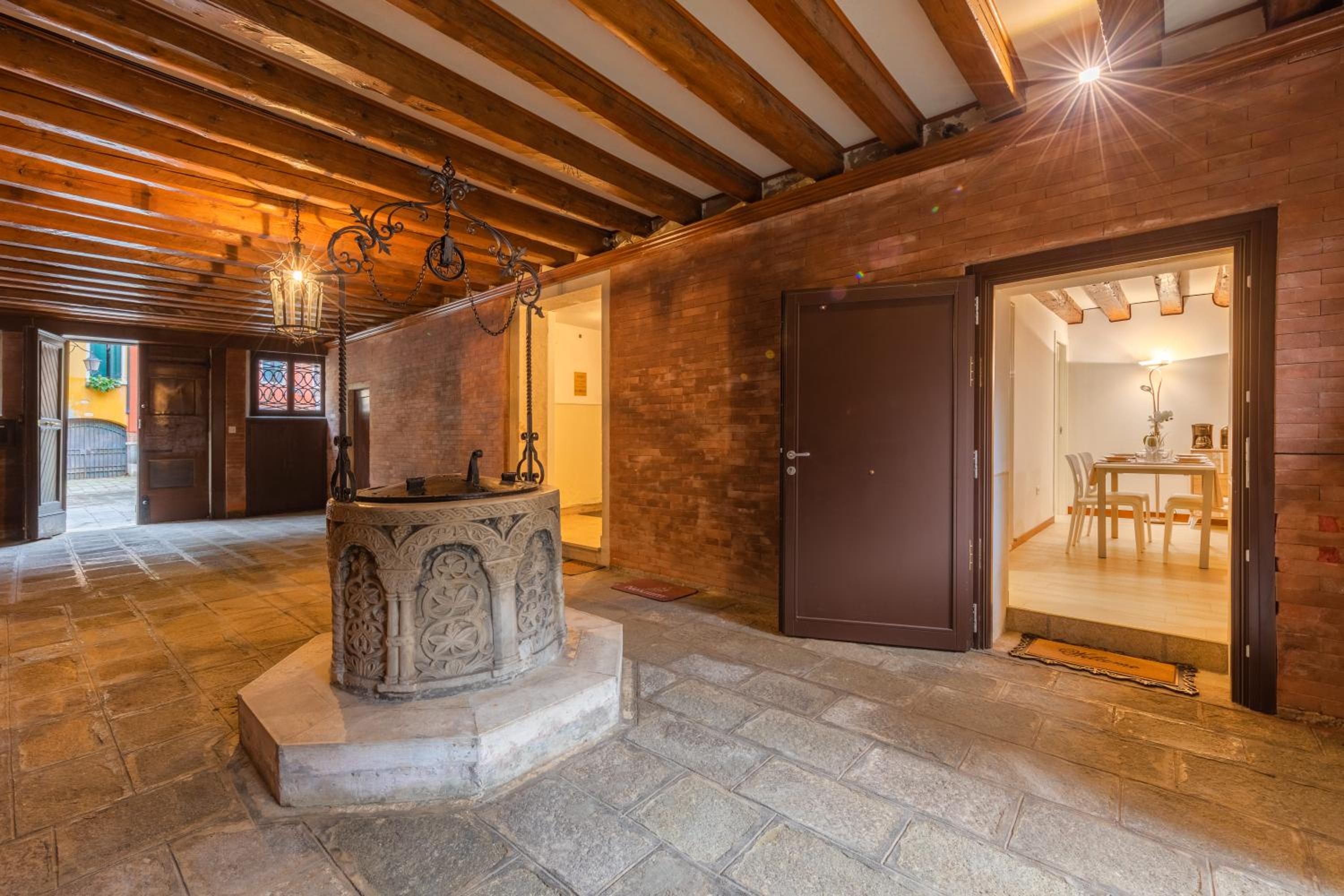 Ca' del Pozzo Loft Apartment