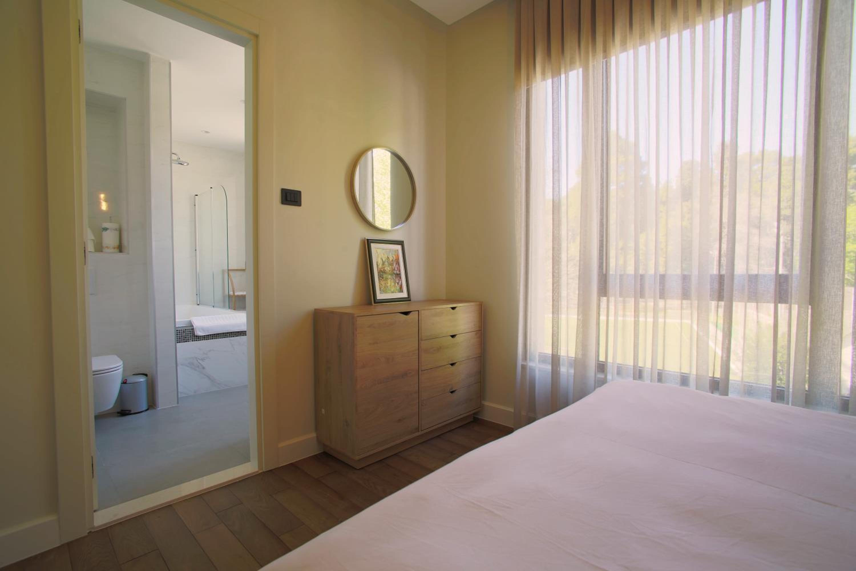 Park Residence 4 - 2 br & Parking at Tivat Center view 4