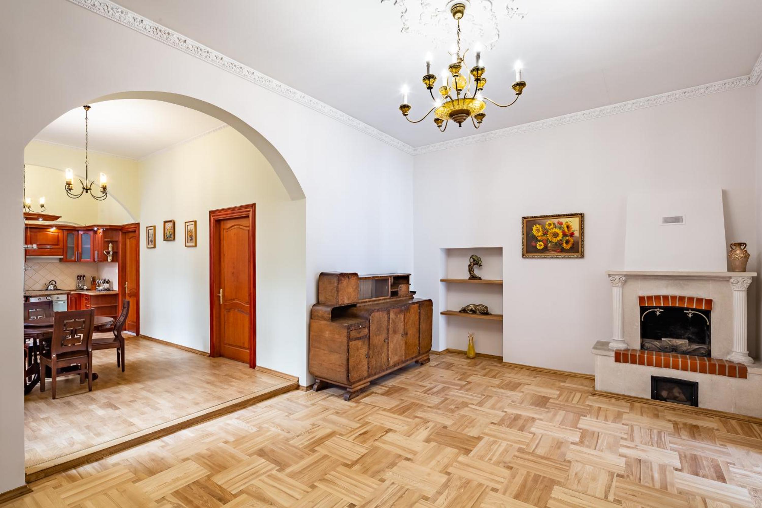 Grand Lviv Apartment I (1 of 3) view 2