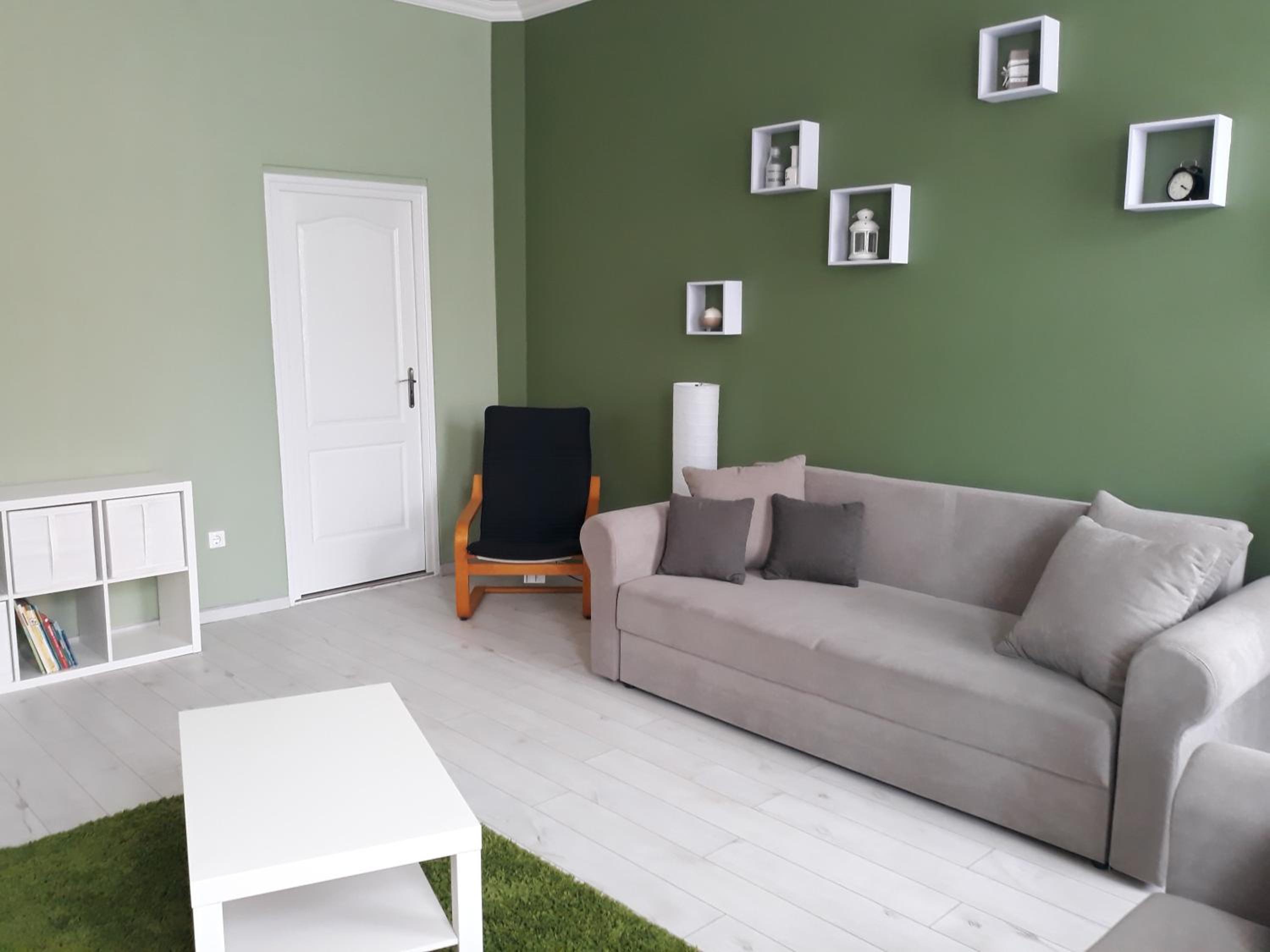 HEMNES Apartman view 2