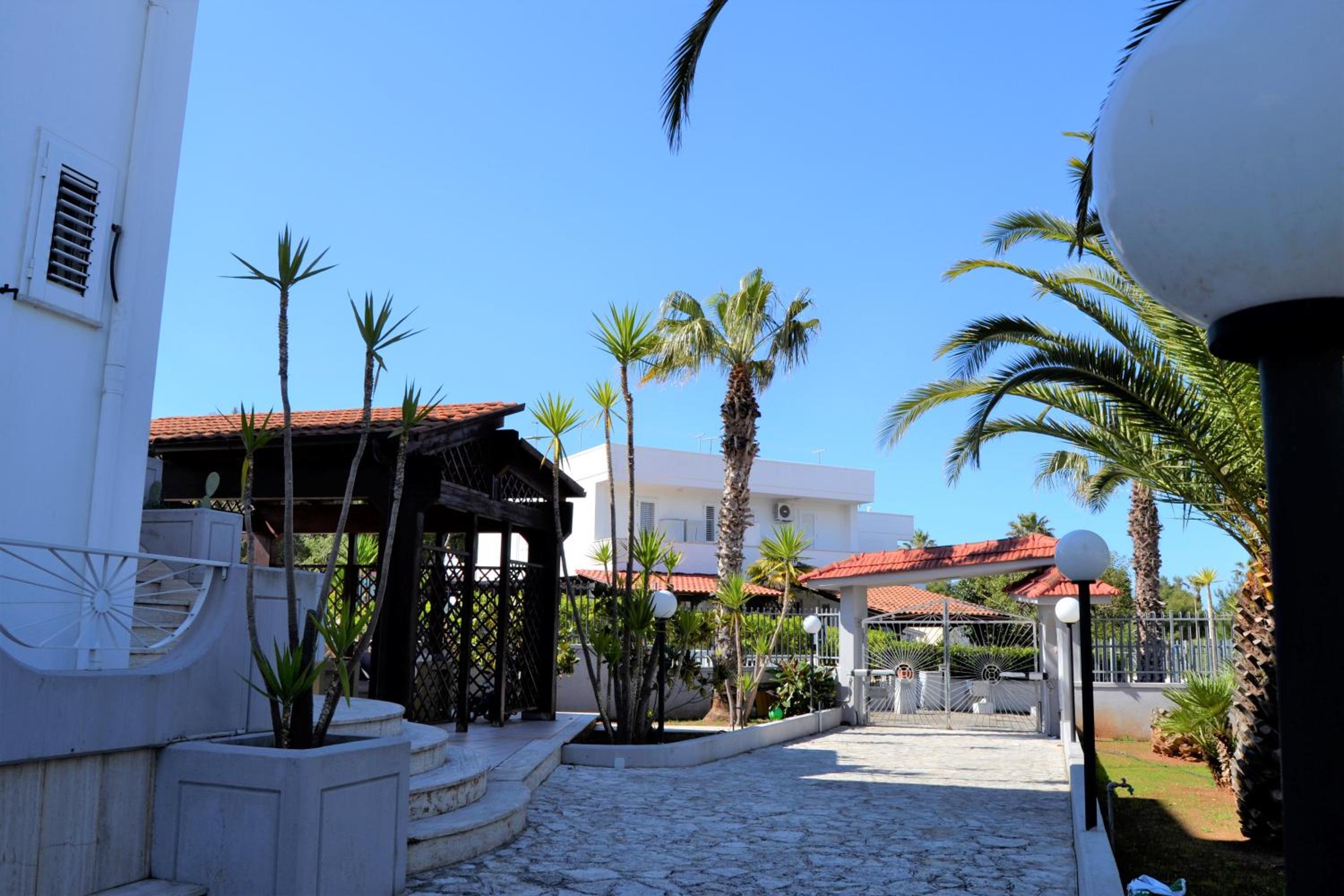 Villa Pia -Torre Canne view 3