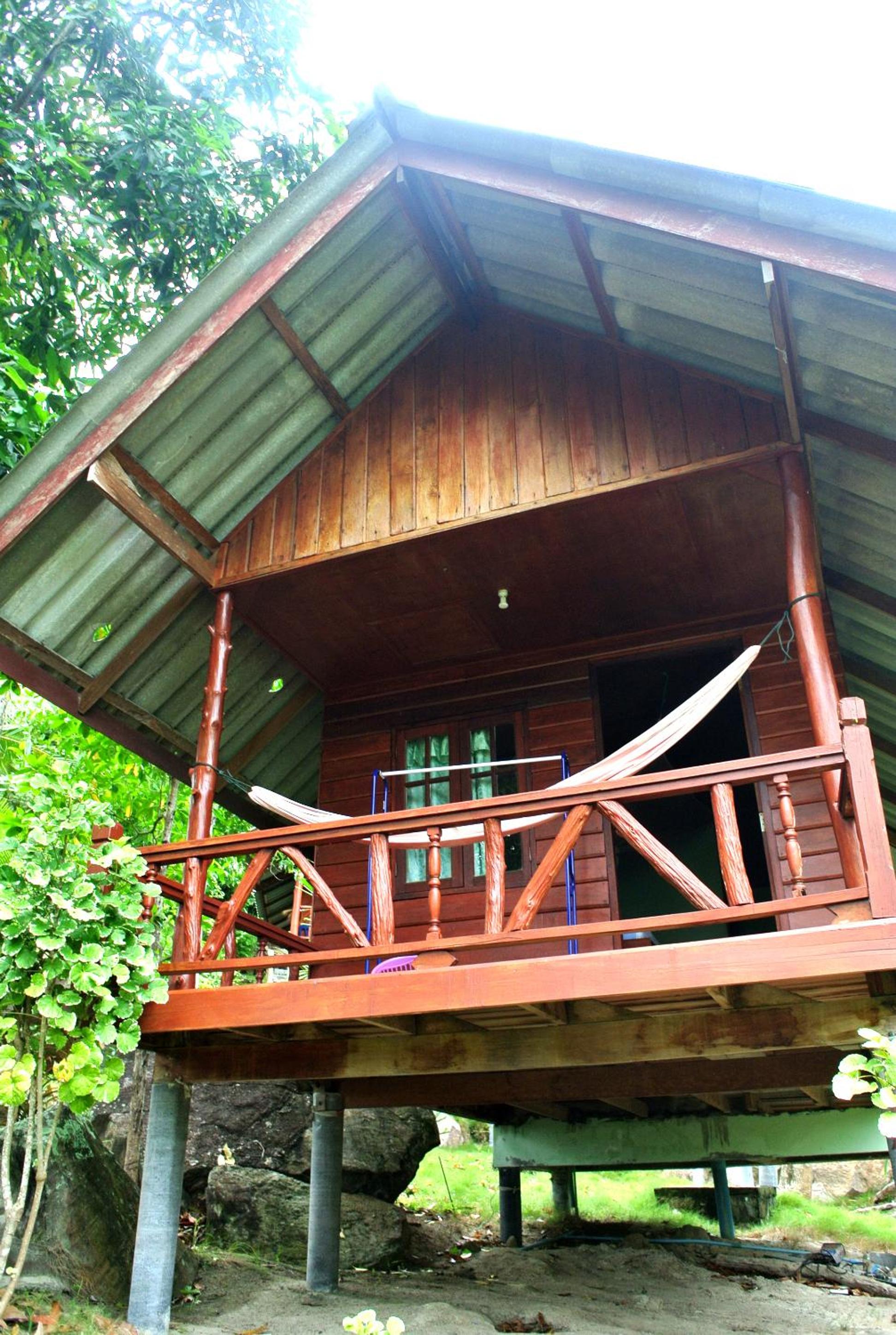 Easy Life Bungalows