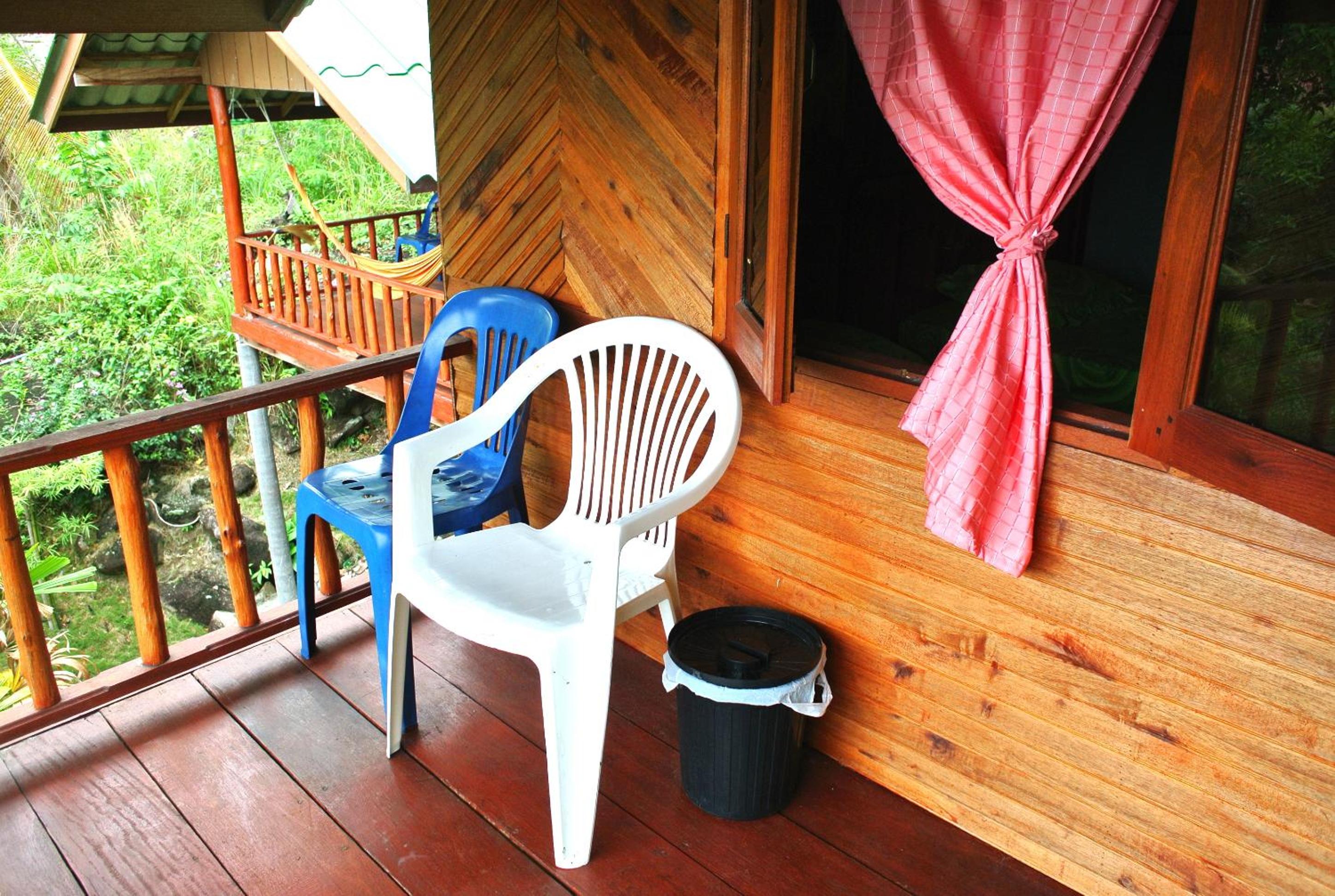 Easy Life Bungalows