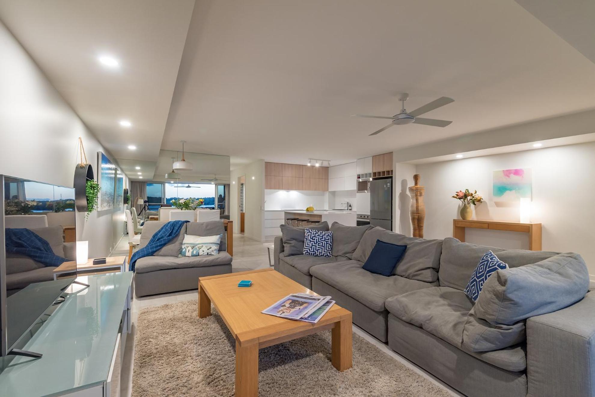 Noosaville Vacations - Anchorage - Riverfront Luxury on Gympie Terrace - Property Image 2