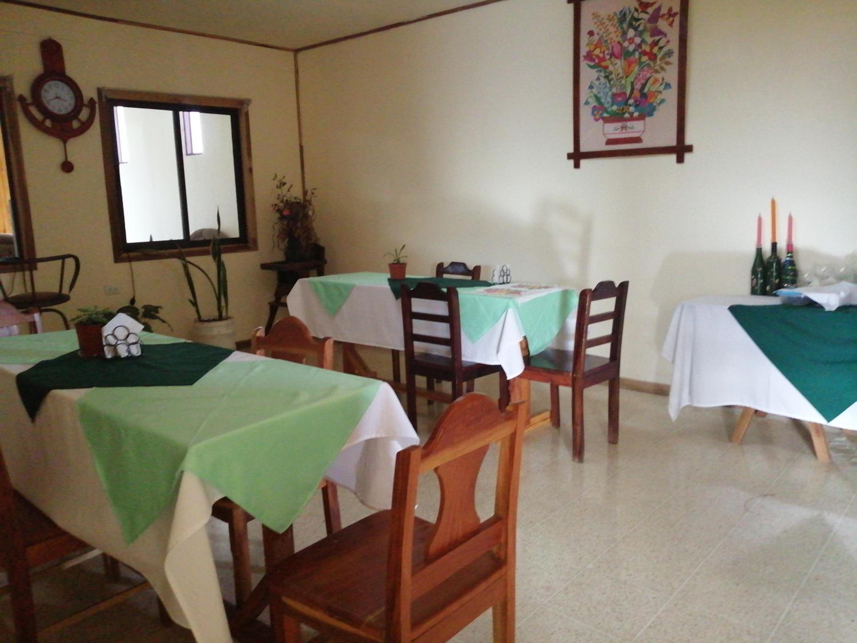 Monte Los Lirios Lodge