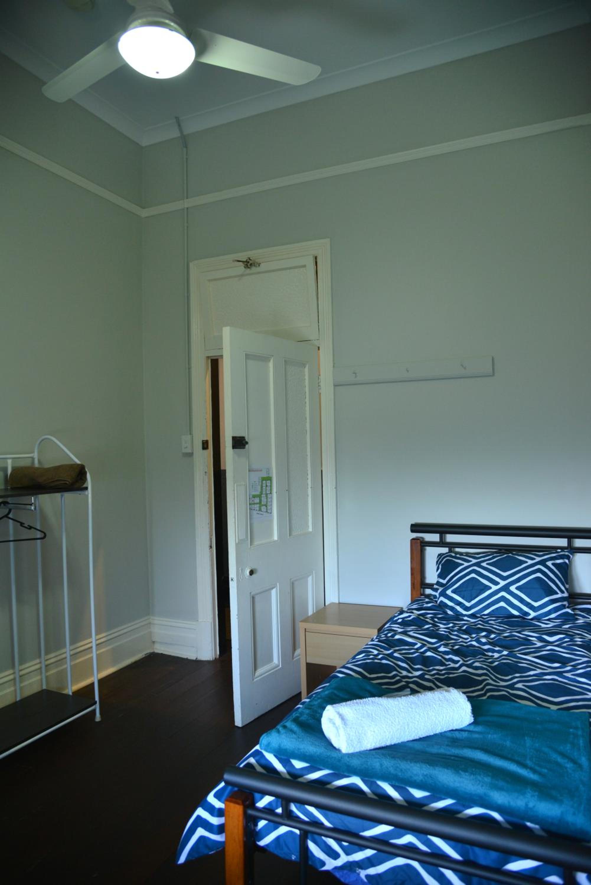 Photo 18