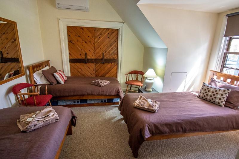 Gold Mine Guest House and Cafe