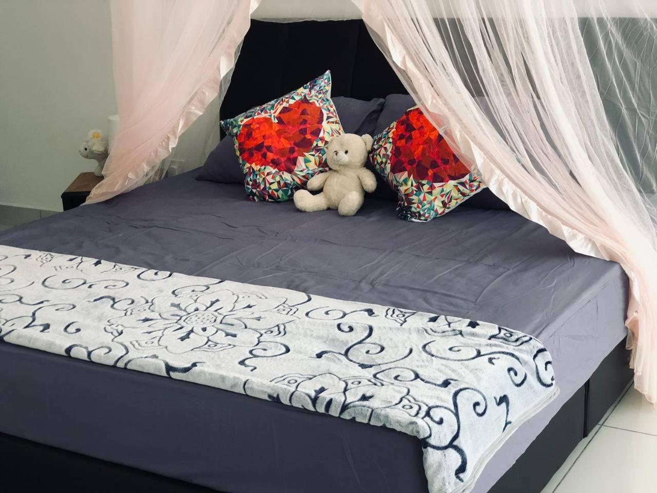 Offer Spacious Studio KSL Residences Daya