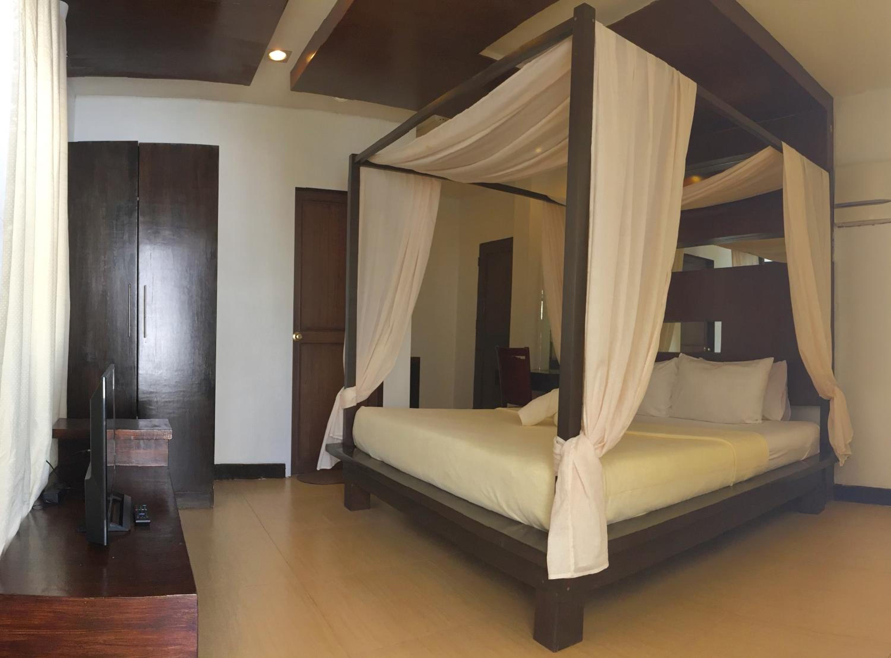 Seabird International Resort