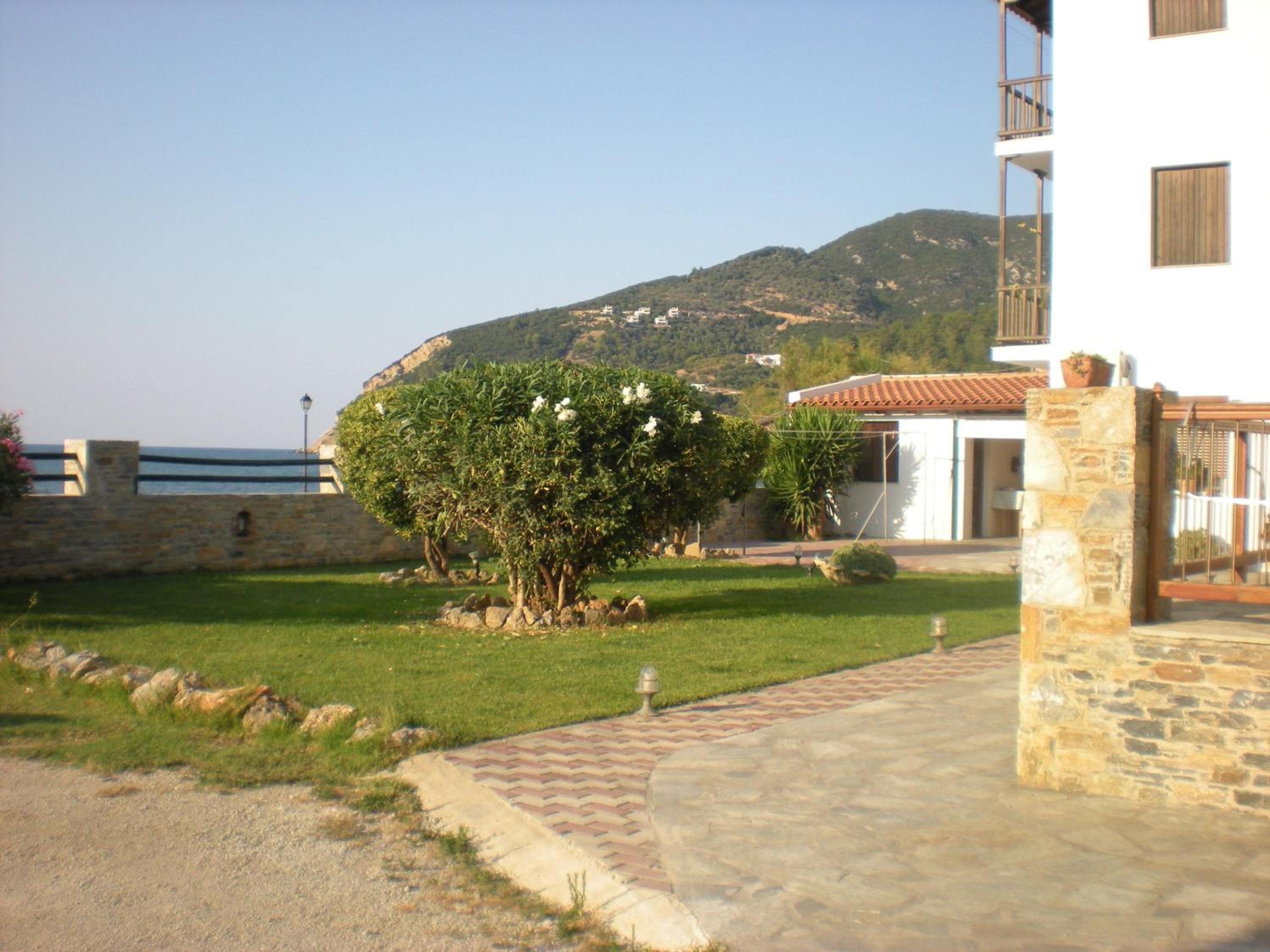 ANTONIOS Skopelos studios apartments