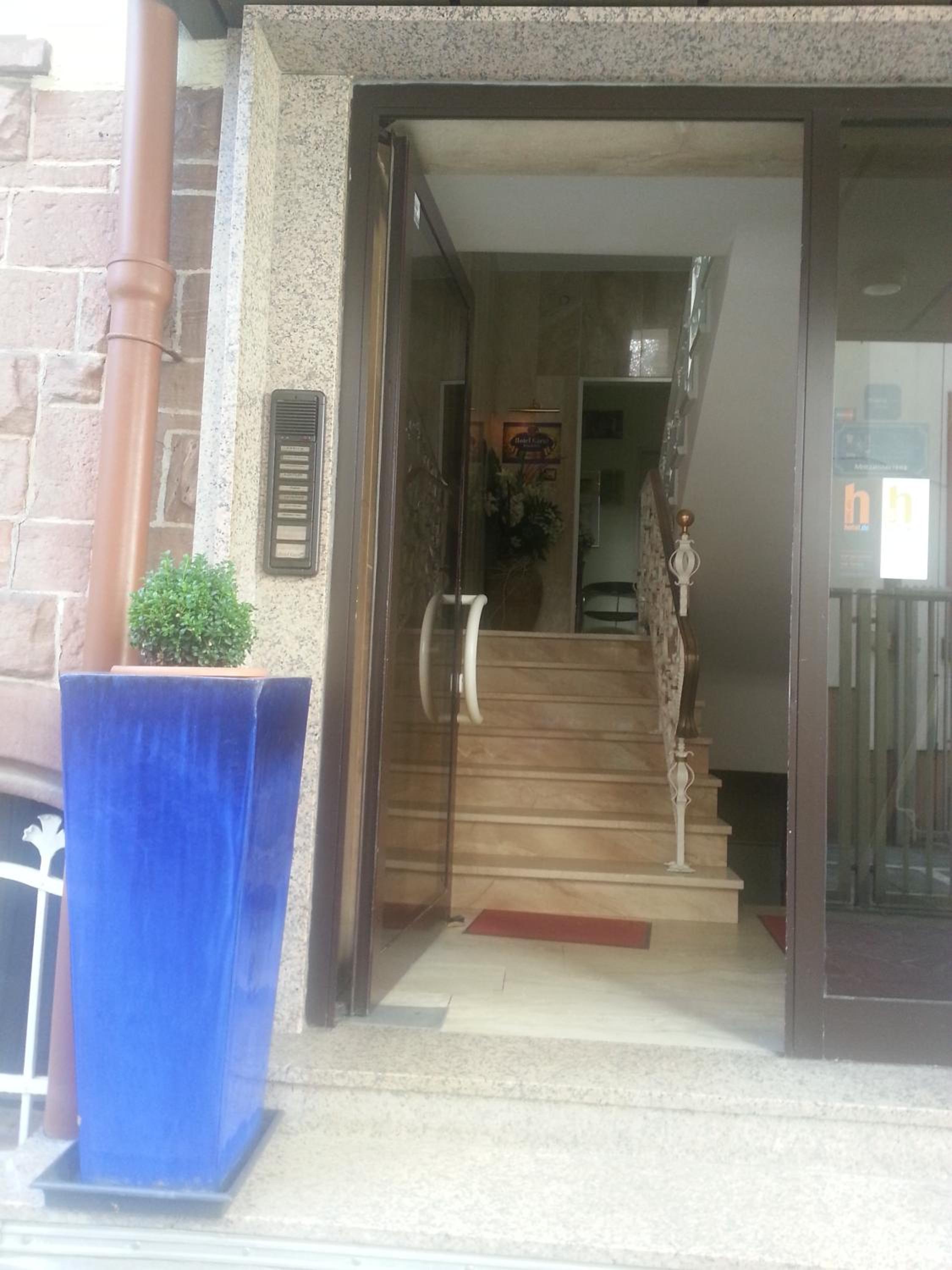 Hotelgarni Frankfurt — photo 17