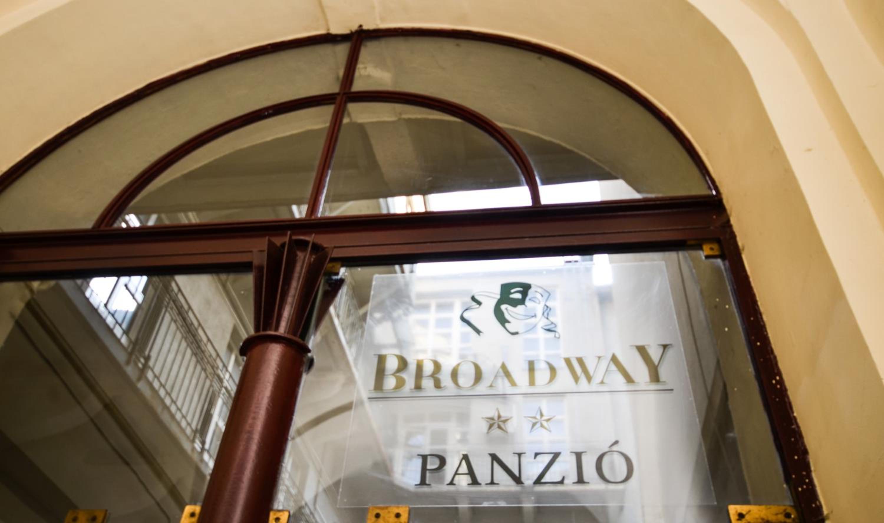 Broadway Guesthouse