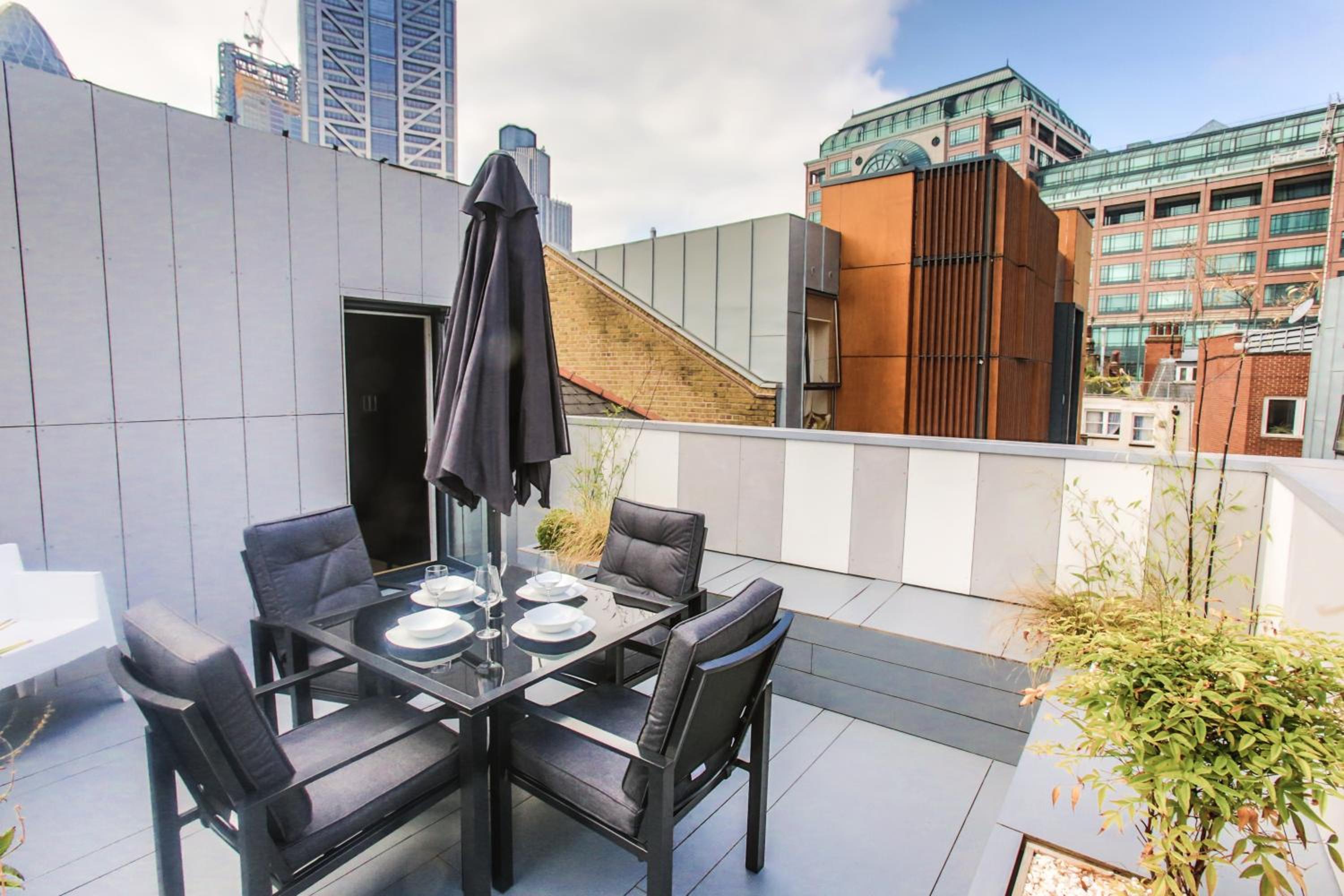 outdoor bbq area