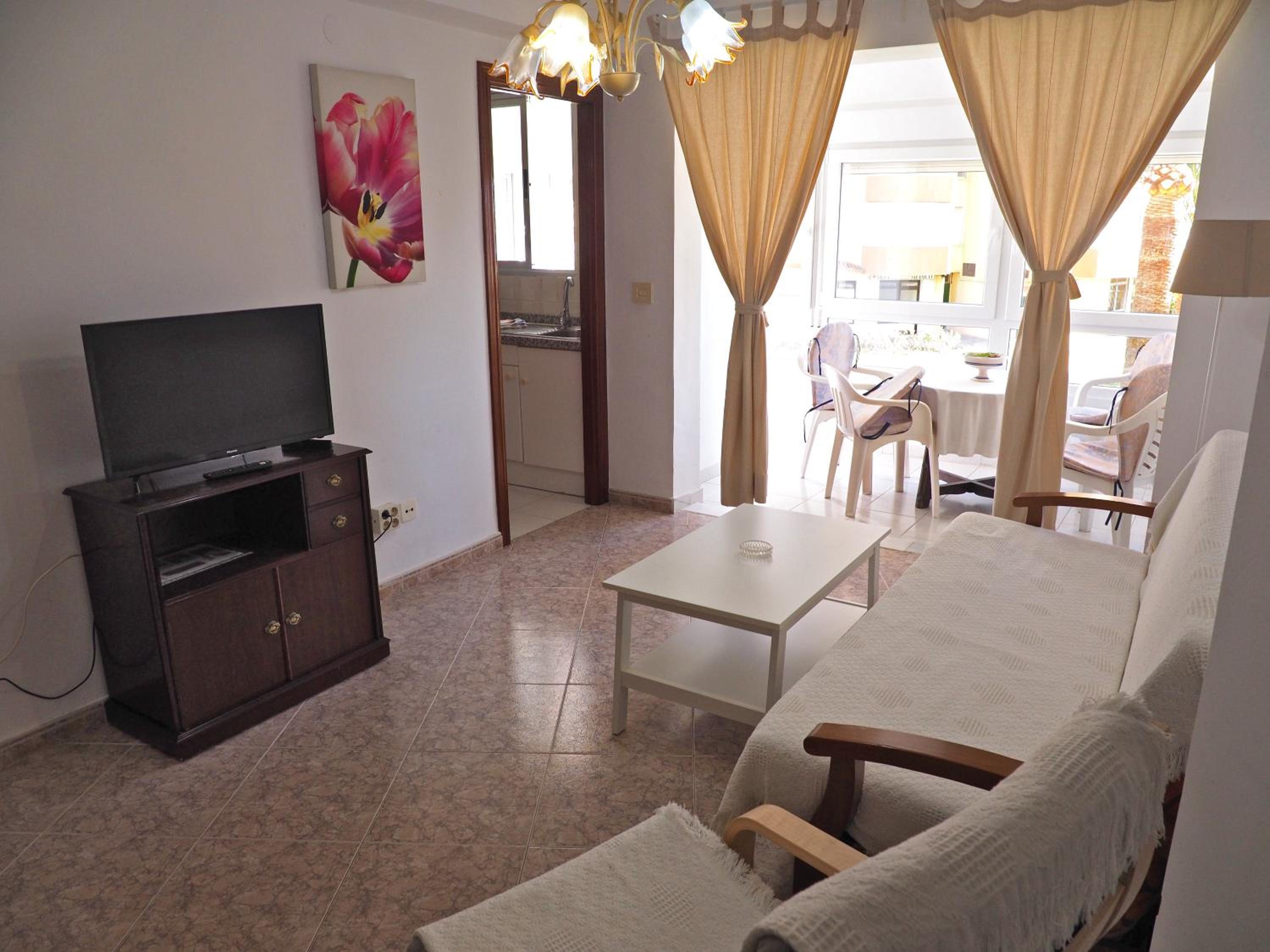 Apartamentos Intercentro Algarrobo-Costa APARTAMENTOS TURÍSTICOS -INMOBILIARIA