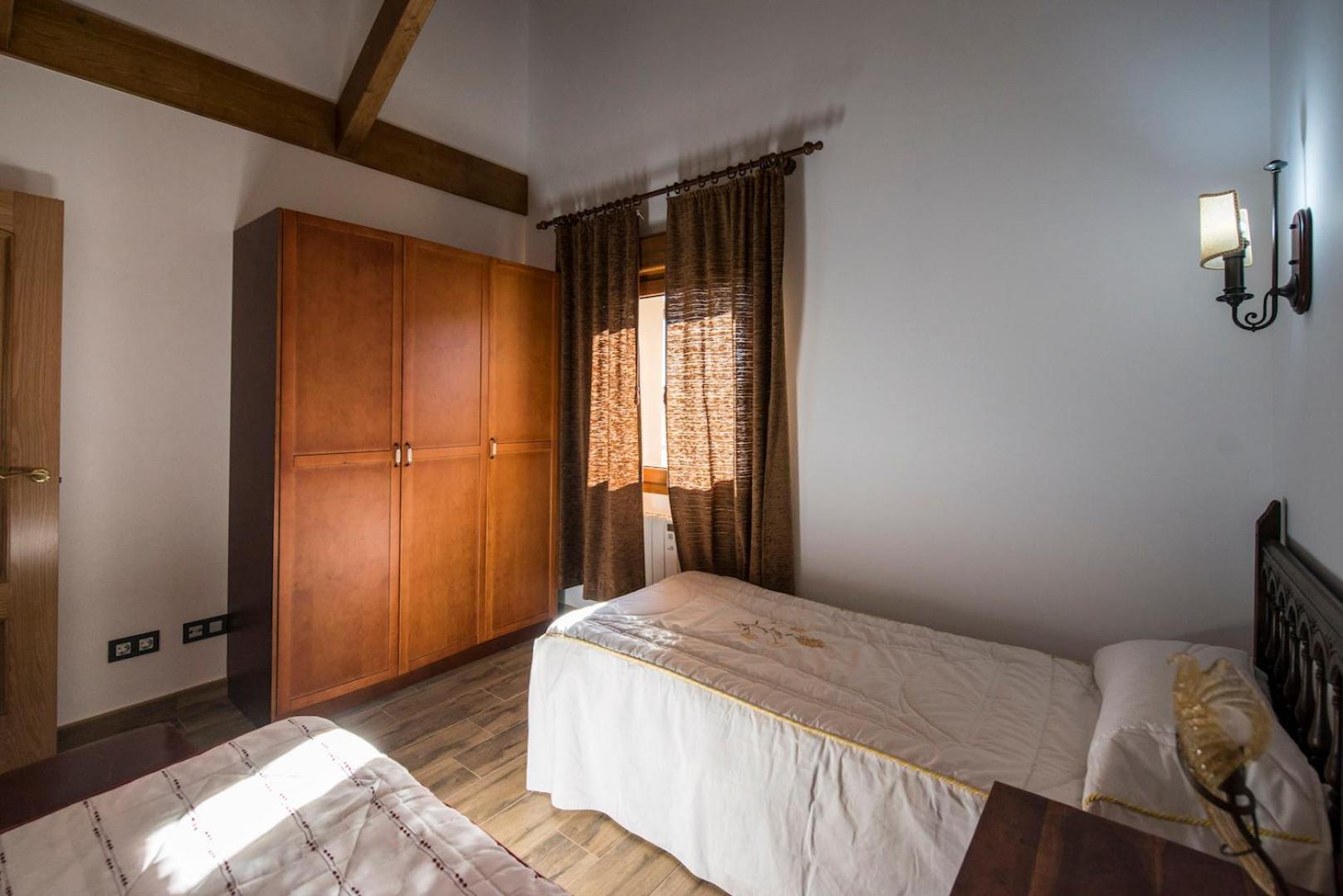 Photo 65
